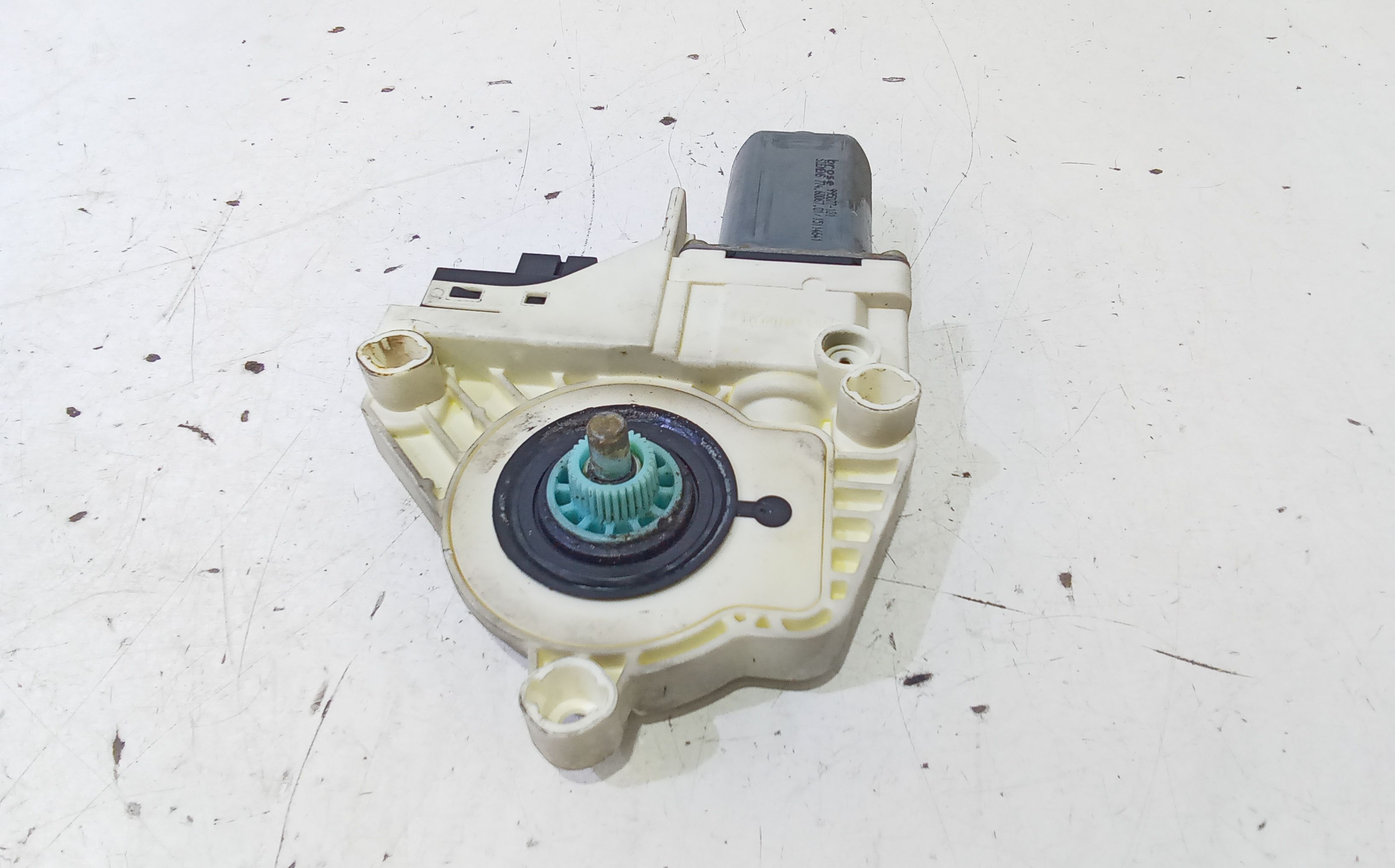 Motorino Alzavetro anteriore destra AUDI A6 Avant Serie C6 (4F5) (04>12)