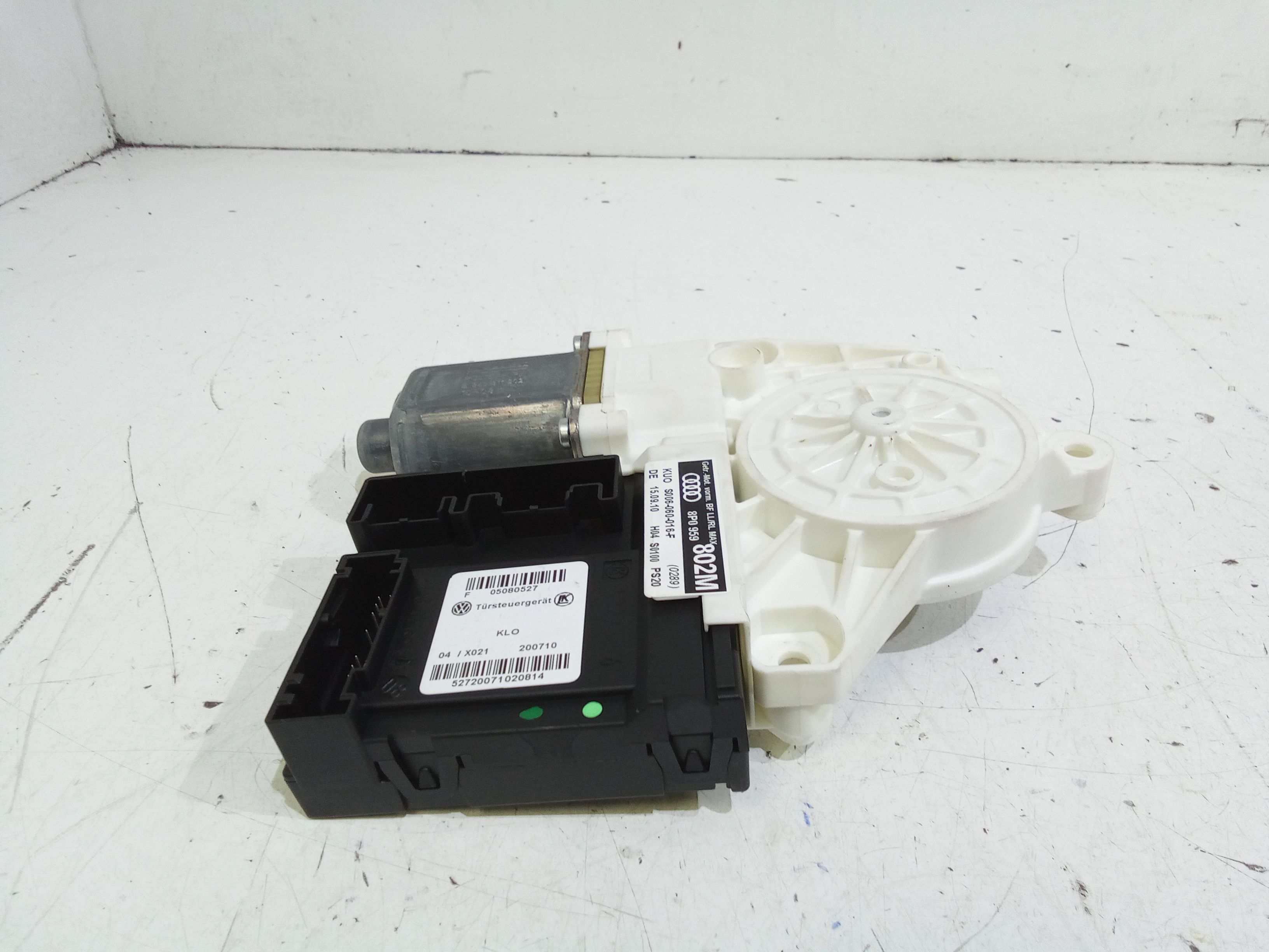 Motorino Alzavetro anteriore destra AUDI A3 Sportback Serie (8PA) (04>08)