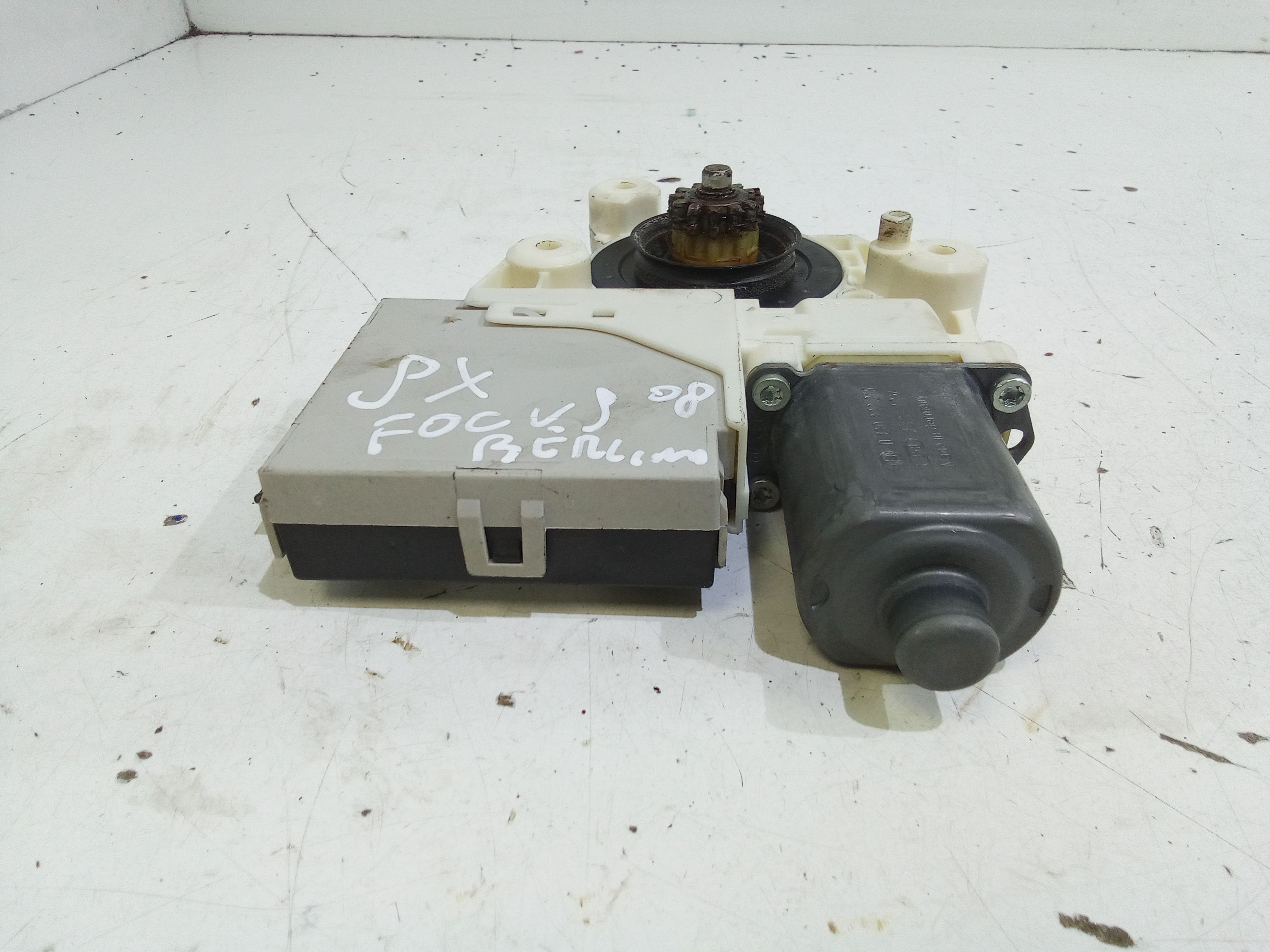 Motorino Alzavetro anteriore destra FORD Focus Berlina 3 Serie