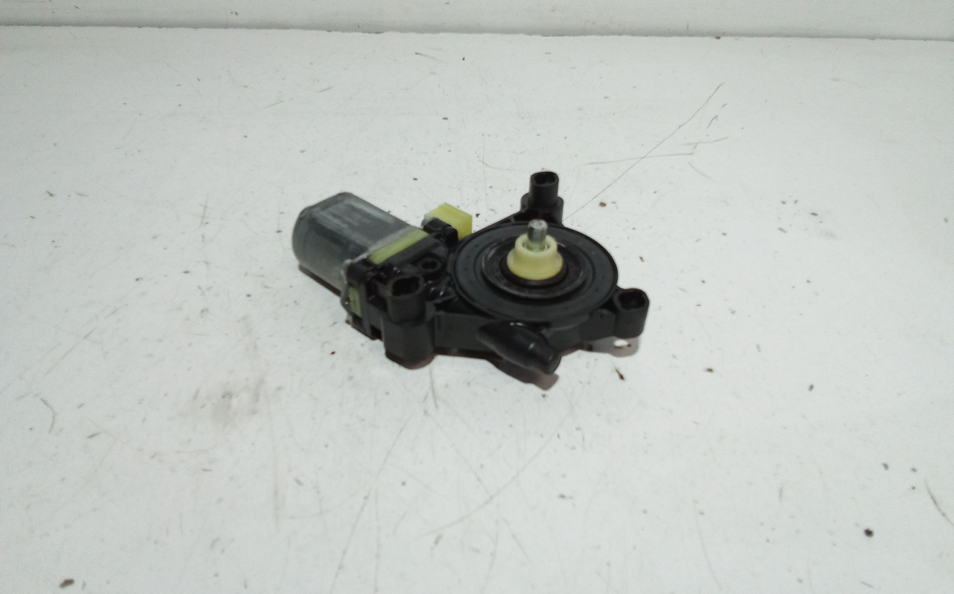 Motorino Alzavetro anteriore destra VOLKSWAGEN Tiguan Serie