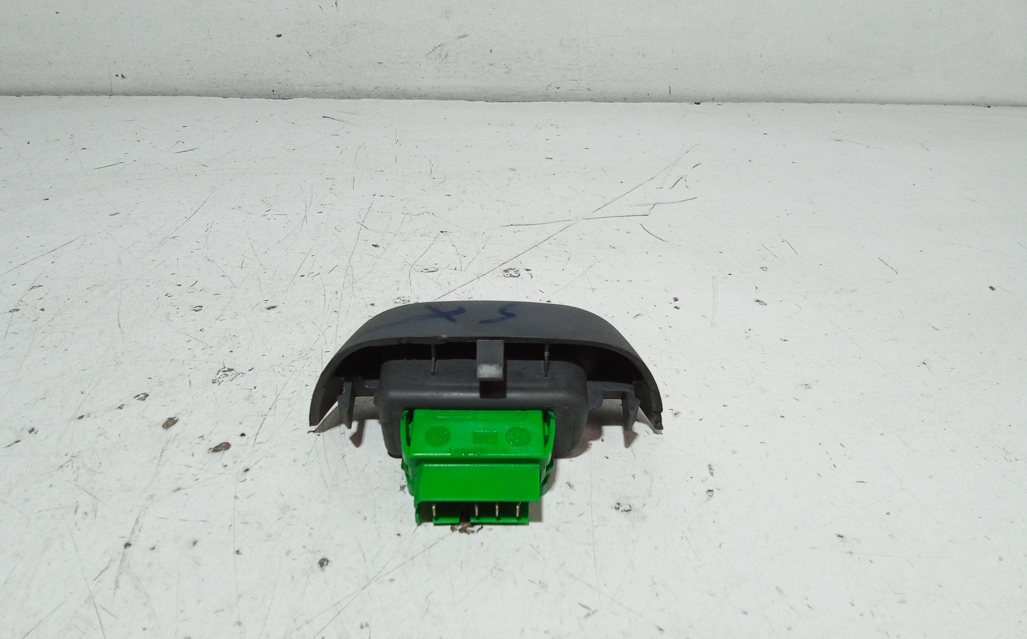 Pulsantiera anteriore sinistra Guida PEUGEOT 107 1 Serie