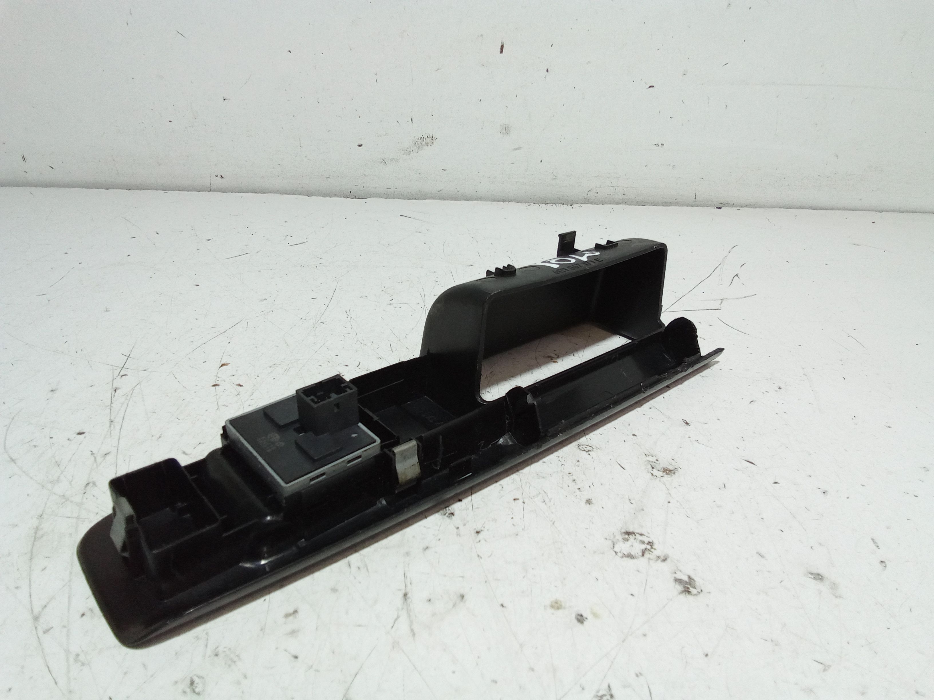 Pulsantiera anteriore sinistra Guida VOLKSWAGEN Polo 4 Serie