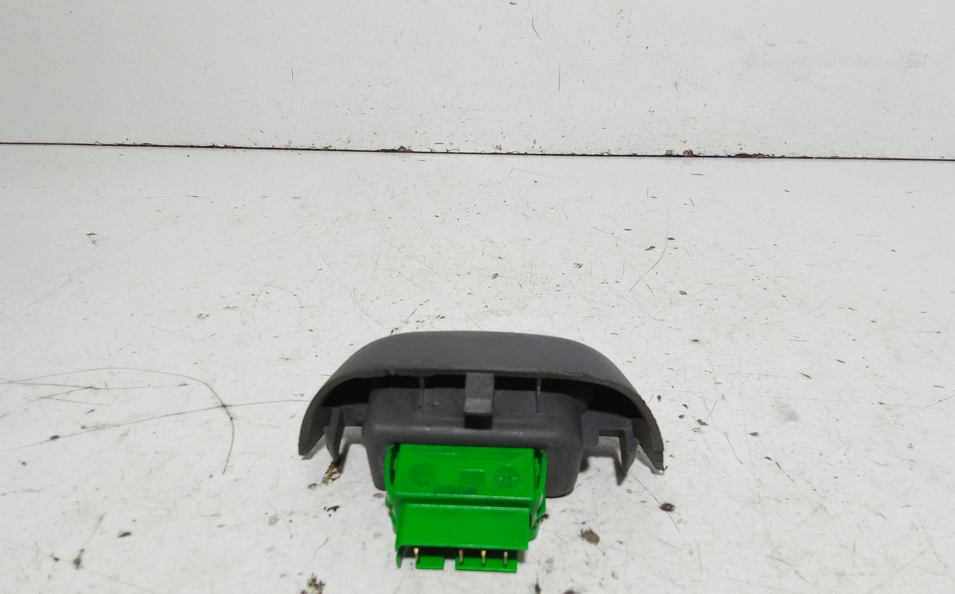 Pulsantiera anteriore sinistra Guida CITROEN C1 1 Serie