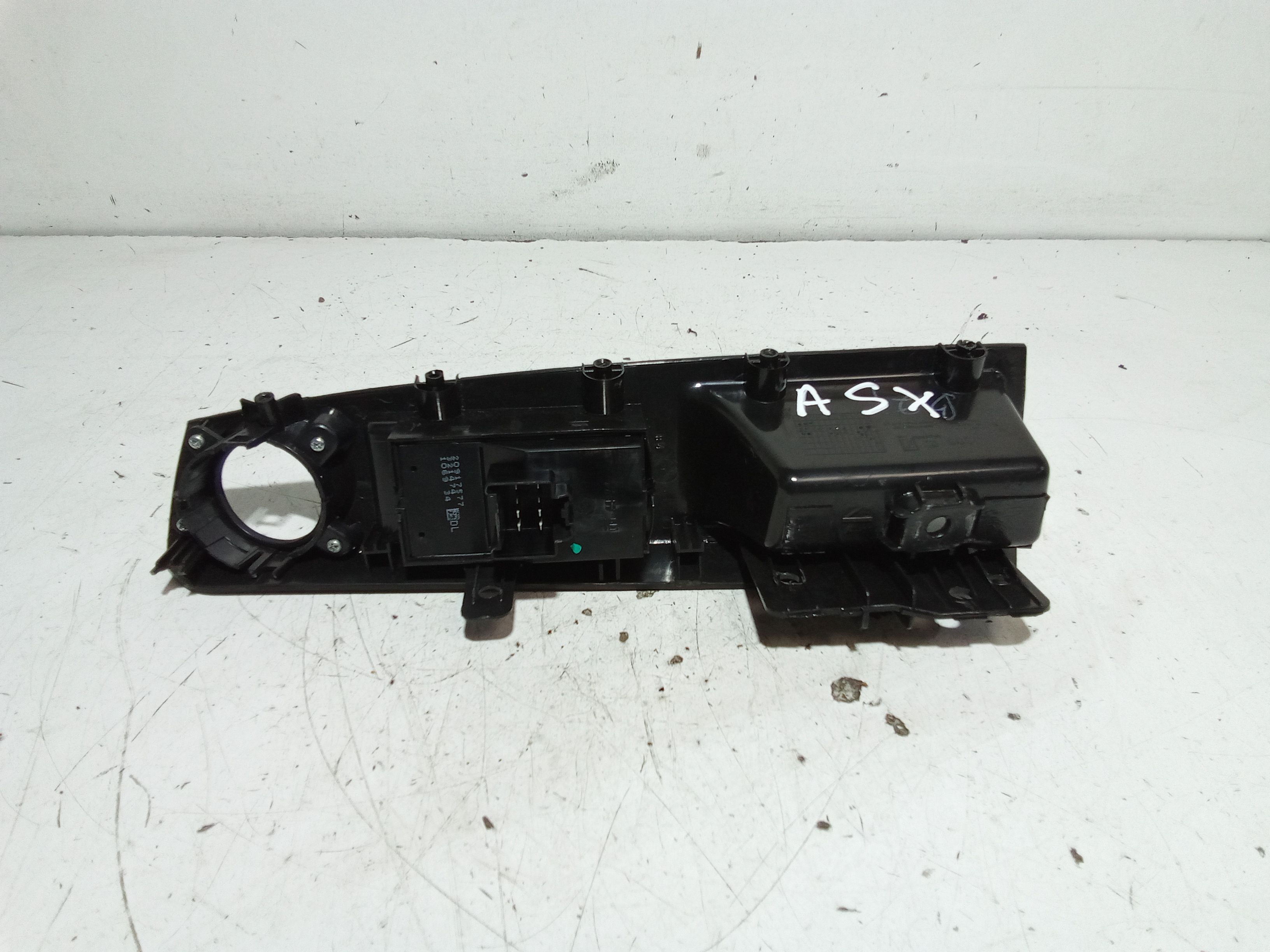 Pulsantiera anteriore sinistra Guida CHEVROLET Cruze Berlina