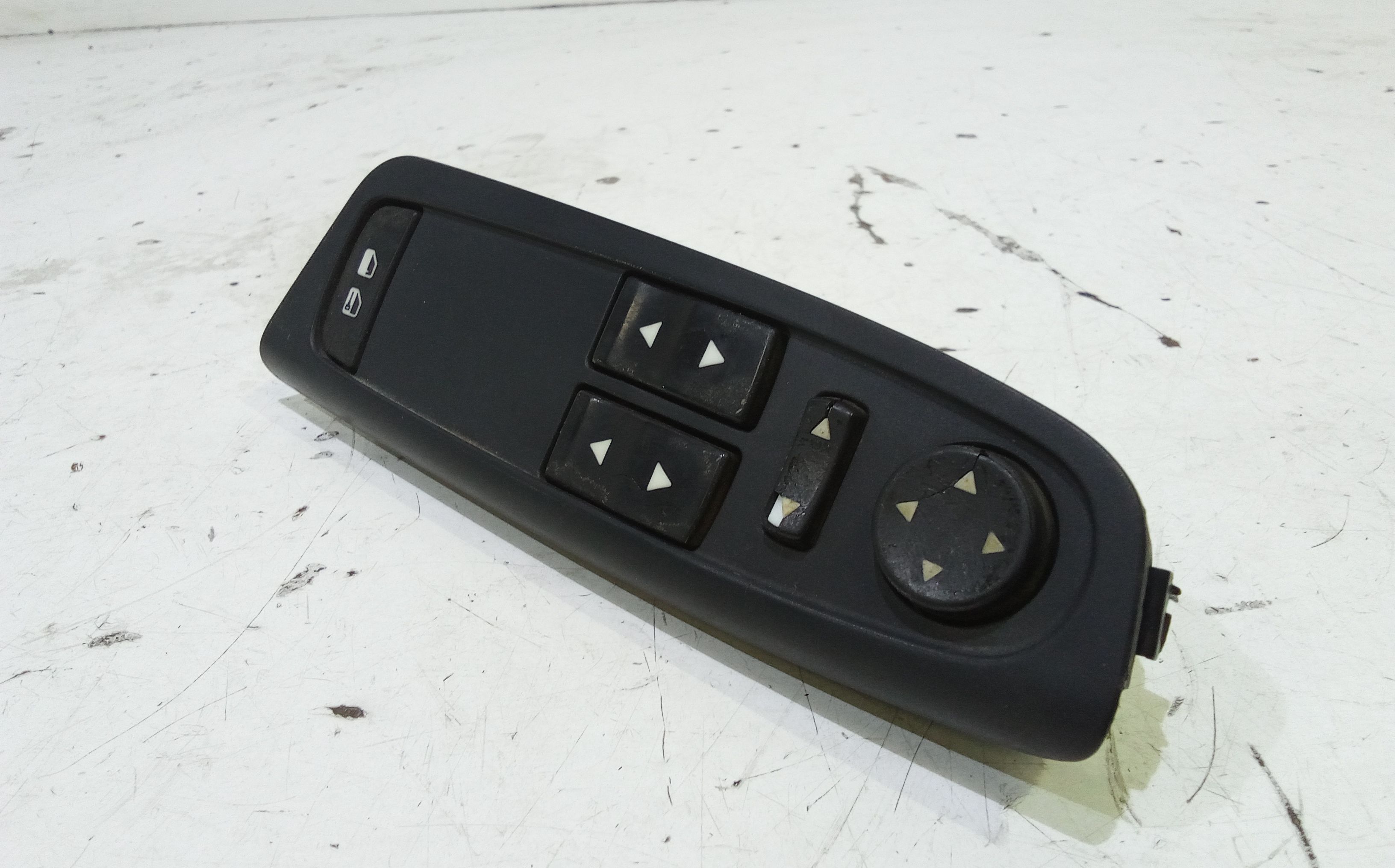 Pulsantiera anteriore sinistra Guida FIAT Stilo Berlina 3P