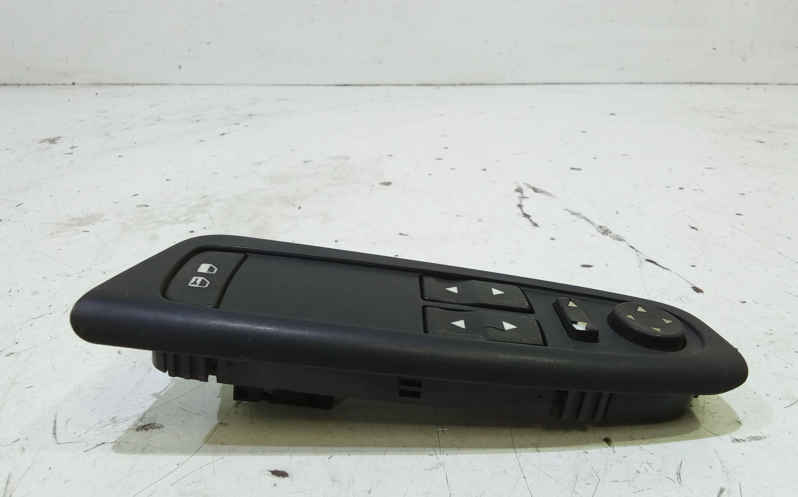 Pulsantiera anteriore sinistra Guida FIAT Stilo Berlina 3P