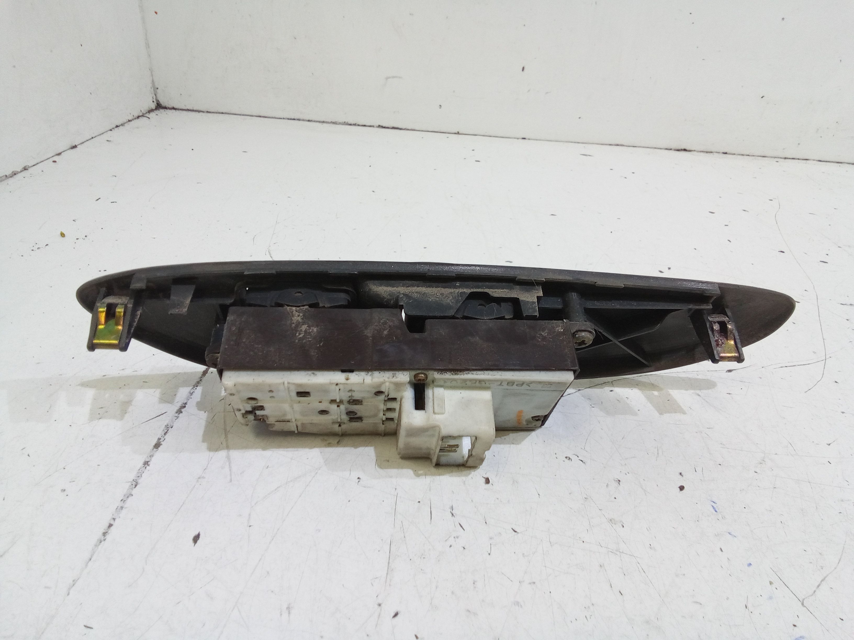 Pulsantiera anteriore sinistra Guida TOYOTA Yaris Serie (99>03)