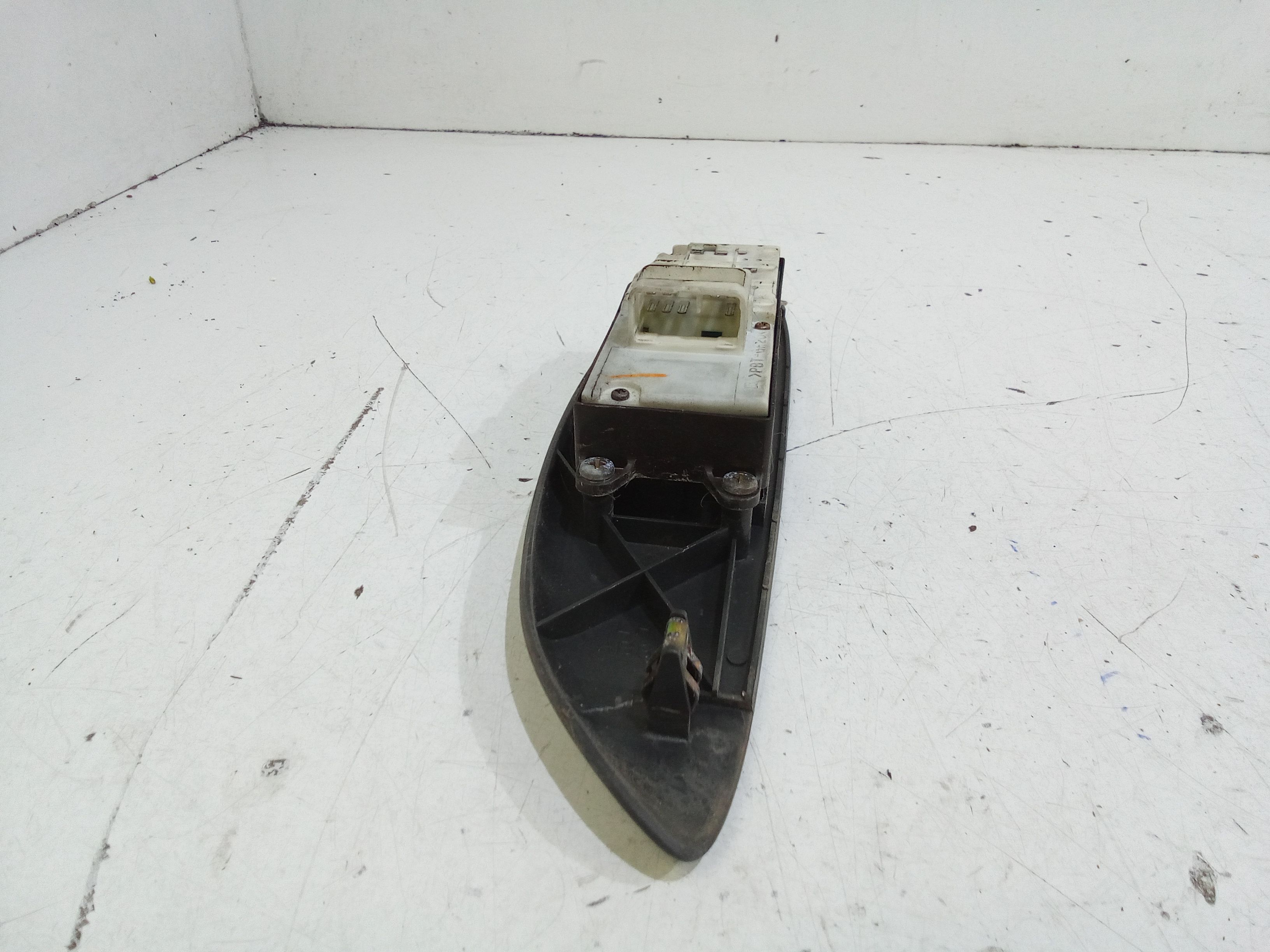 Pulsantiera anteriore sinistra Guida TOYOTA Yaris Serie (99>03)