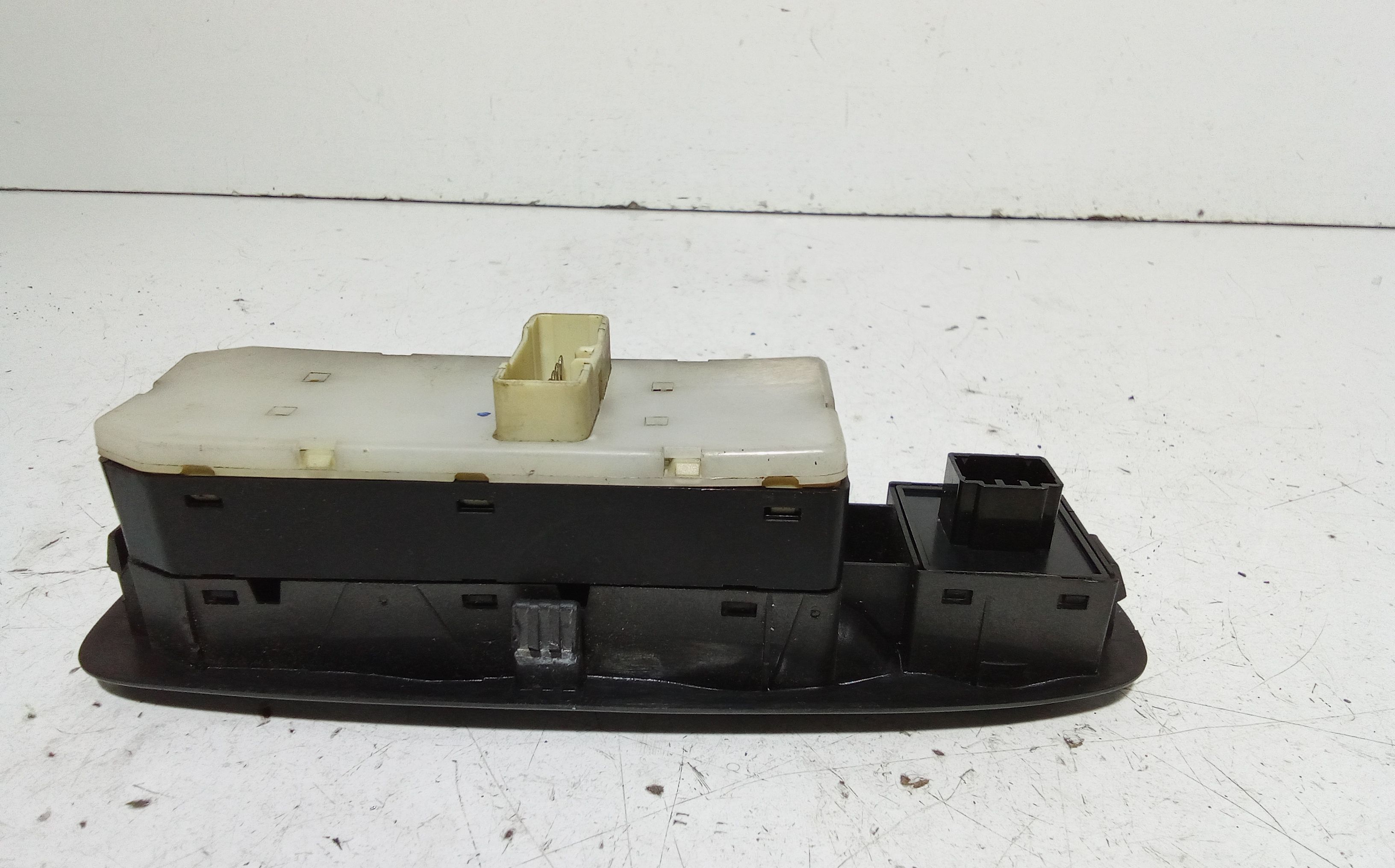 Pulsantiera anteriore sinistra Guida HYUNDAI Accent 2 Serie