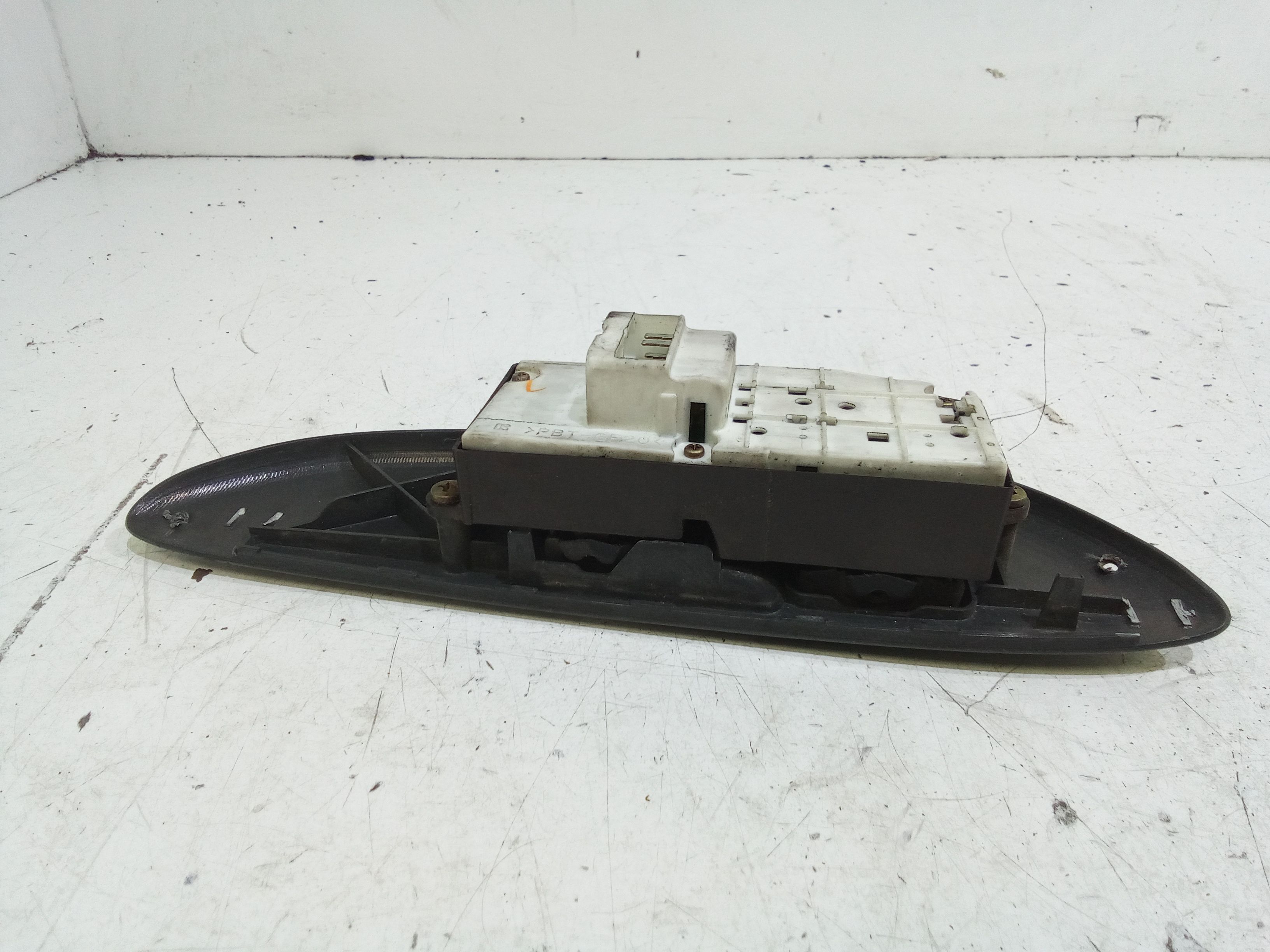 Pulsantiera anteriore sinistra Guida TOYOTA Yaris Serie (99>03)