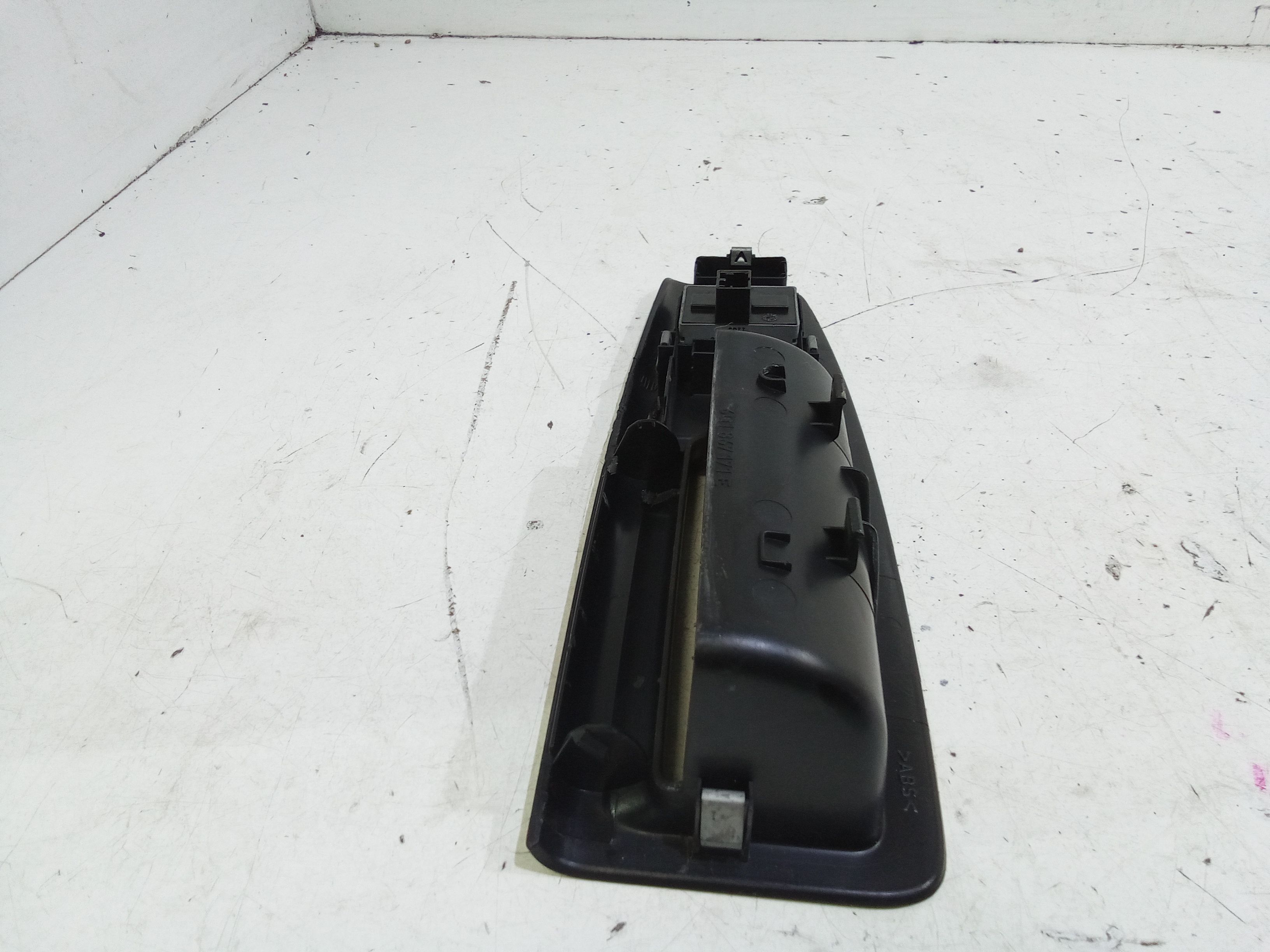 Pulsantiera anteriore sinistra Guida VOLKSWAGEN Polo 4 Serie