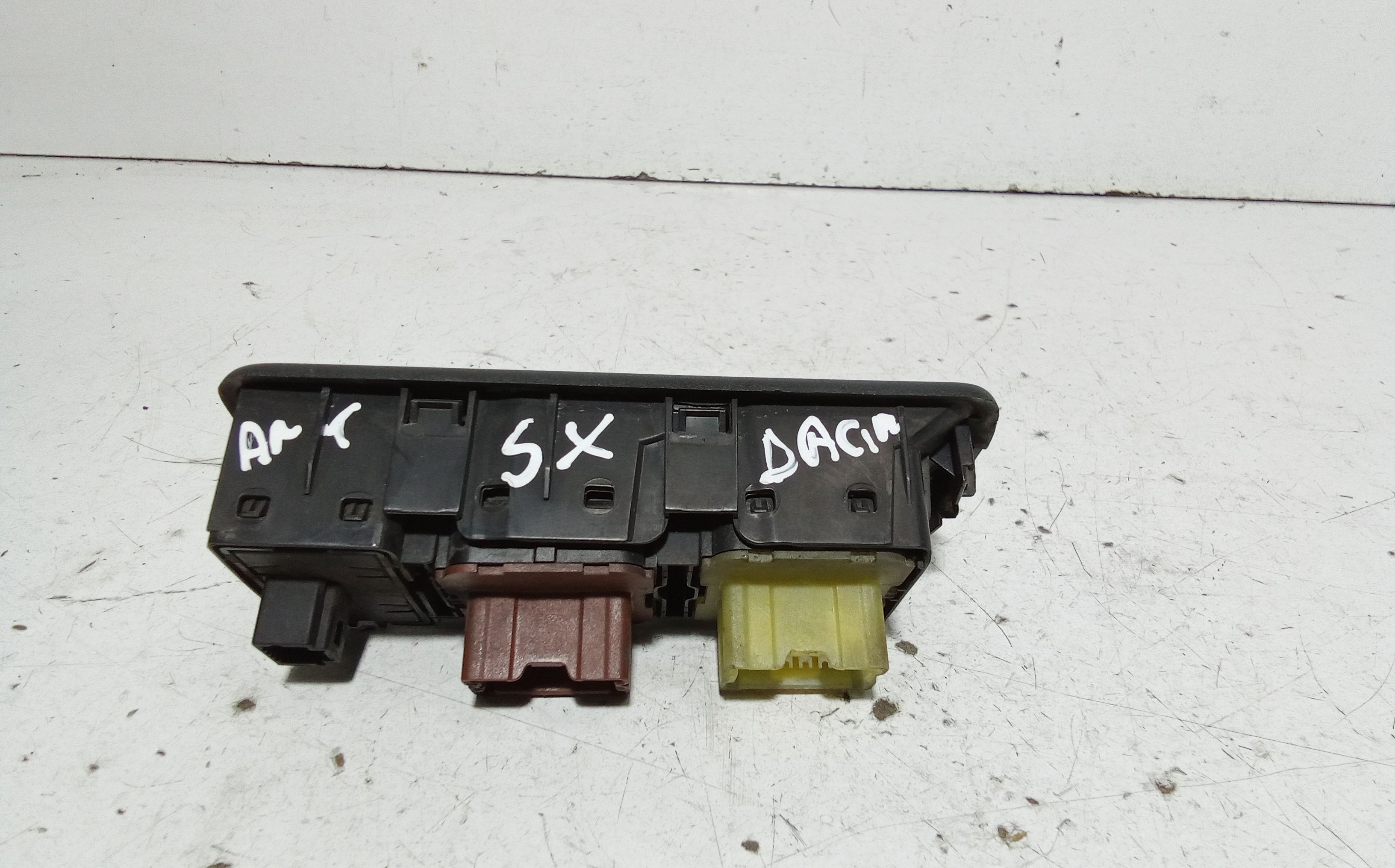 Pulsantiera anteriore sinistra Guida DACIA Lodgy 1 Serie