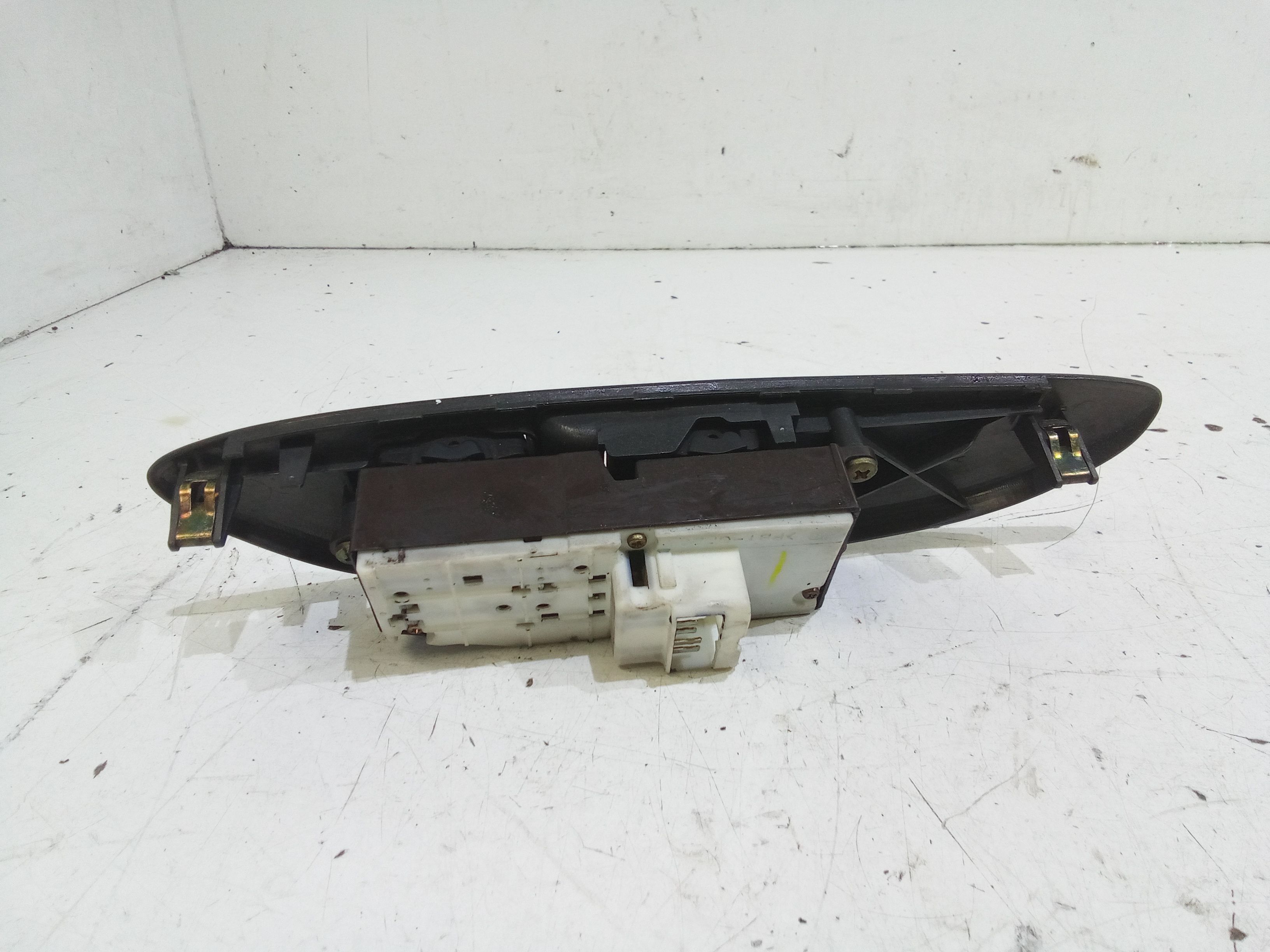 Pulsantiera anteriore sinistra Guida TOYOTA Yaris Serie (99>03)