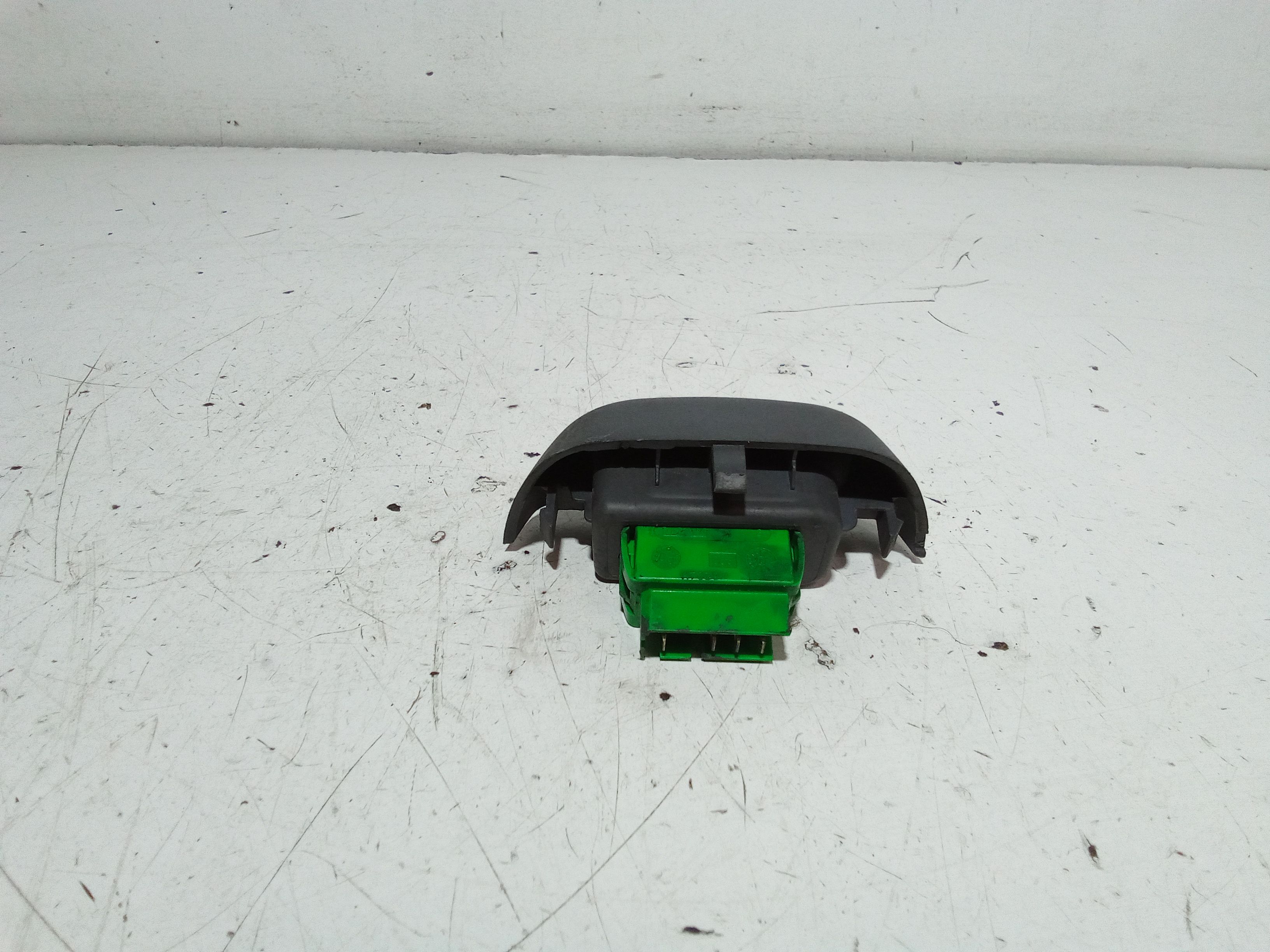 Pulsantiera anteriore sinistra Guida CITROEN C1 1 Serie