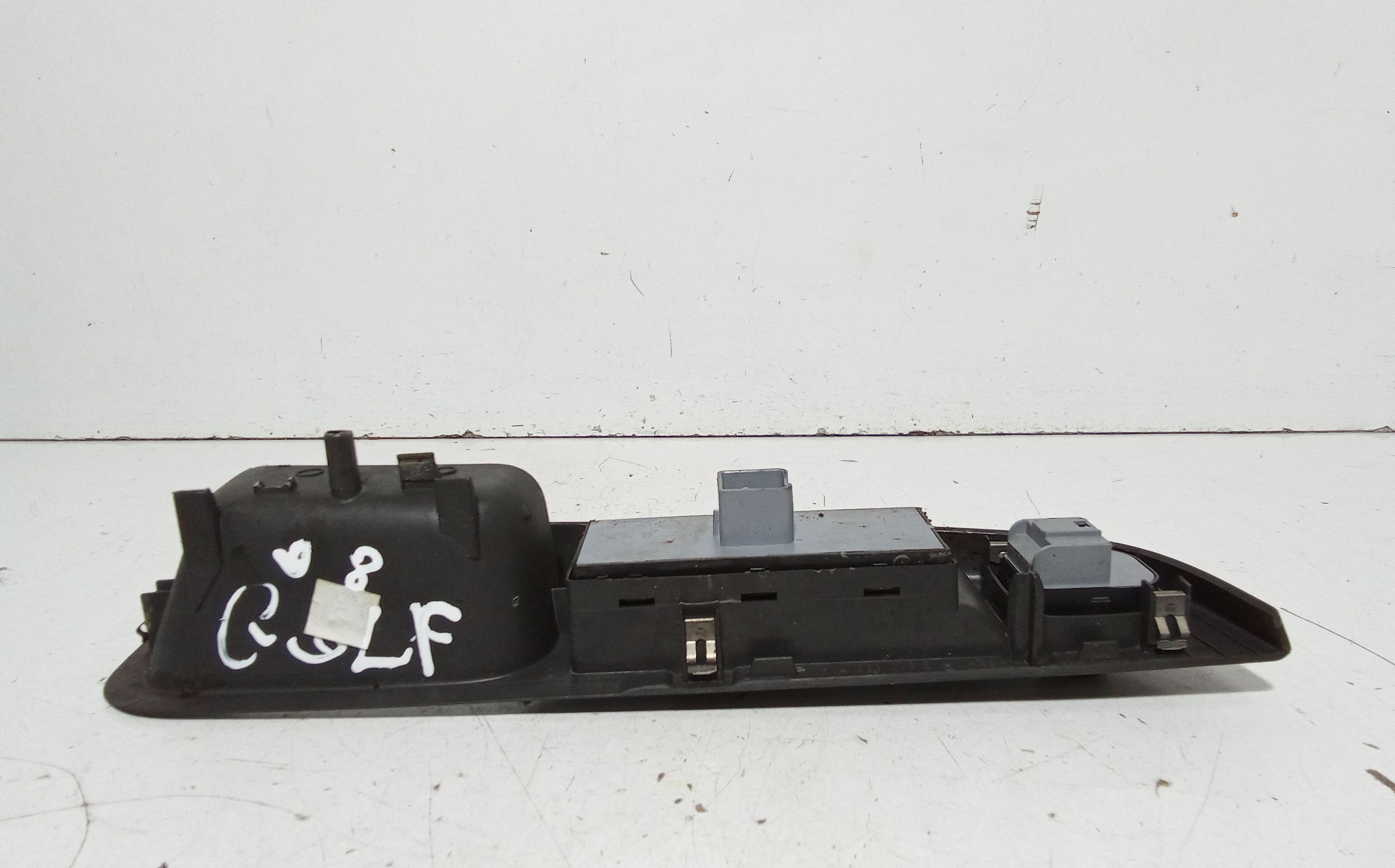 Pulsantiera anteriore sinistra Guida VOLKSWAGEN Golf 5 Berlina (03>08)