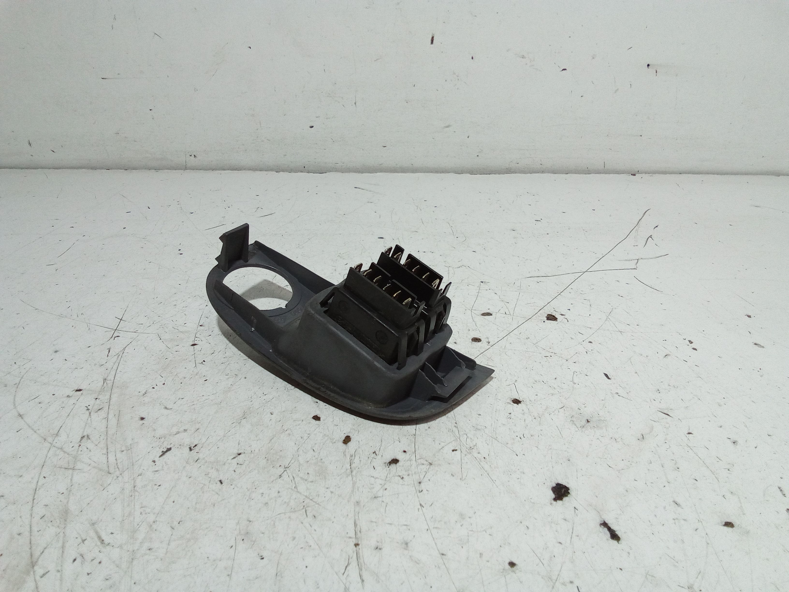 Pulsantiera anteriore sinistra Guida RENAULT Megane l Serie (99>02)