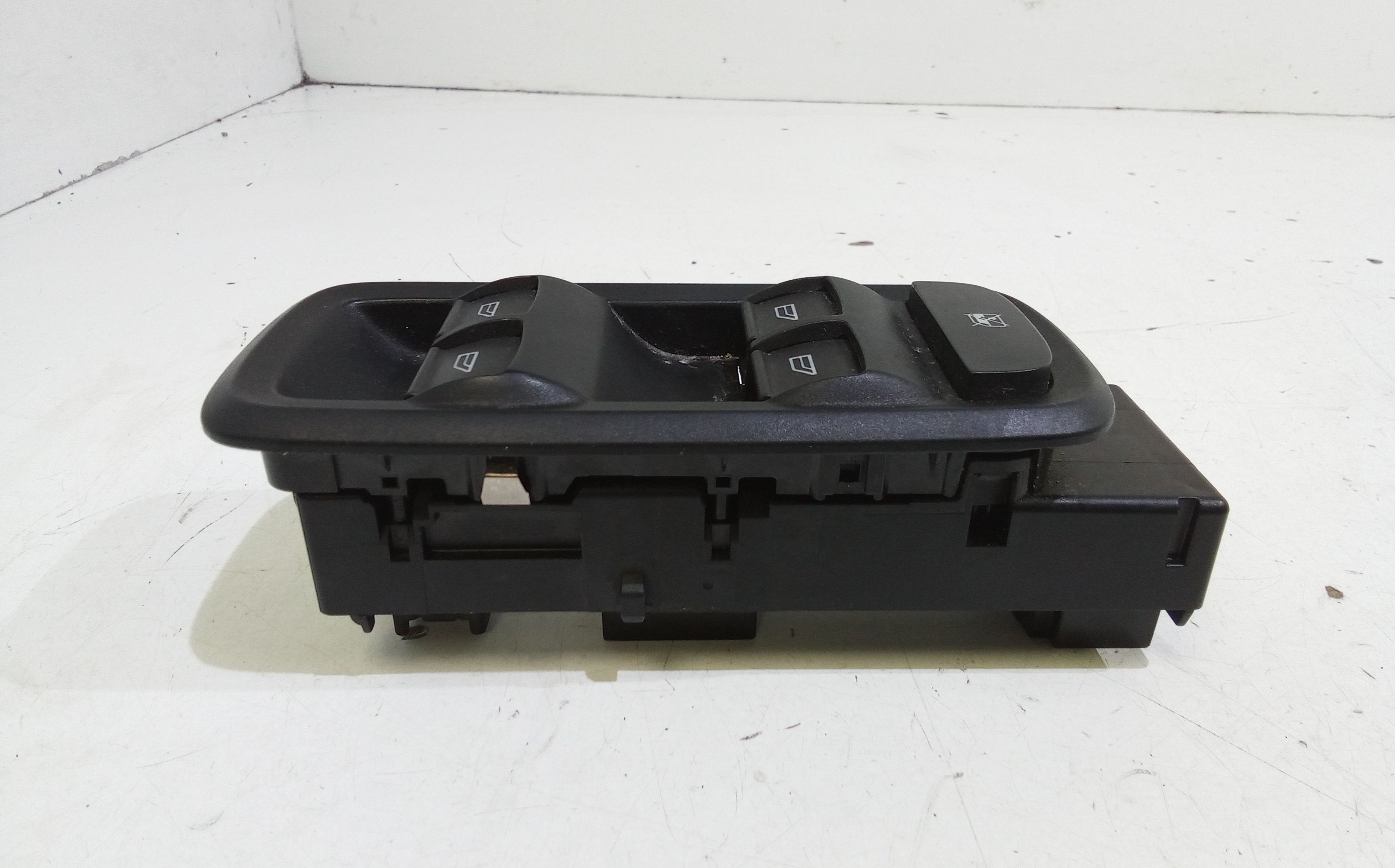 Pulsantiera anteriore sinistra Guida FORD Fiesta 6 Serie