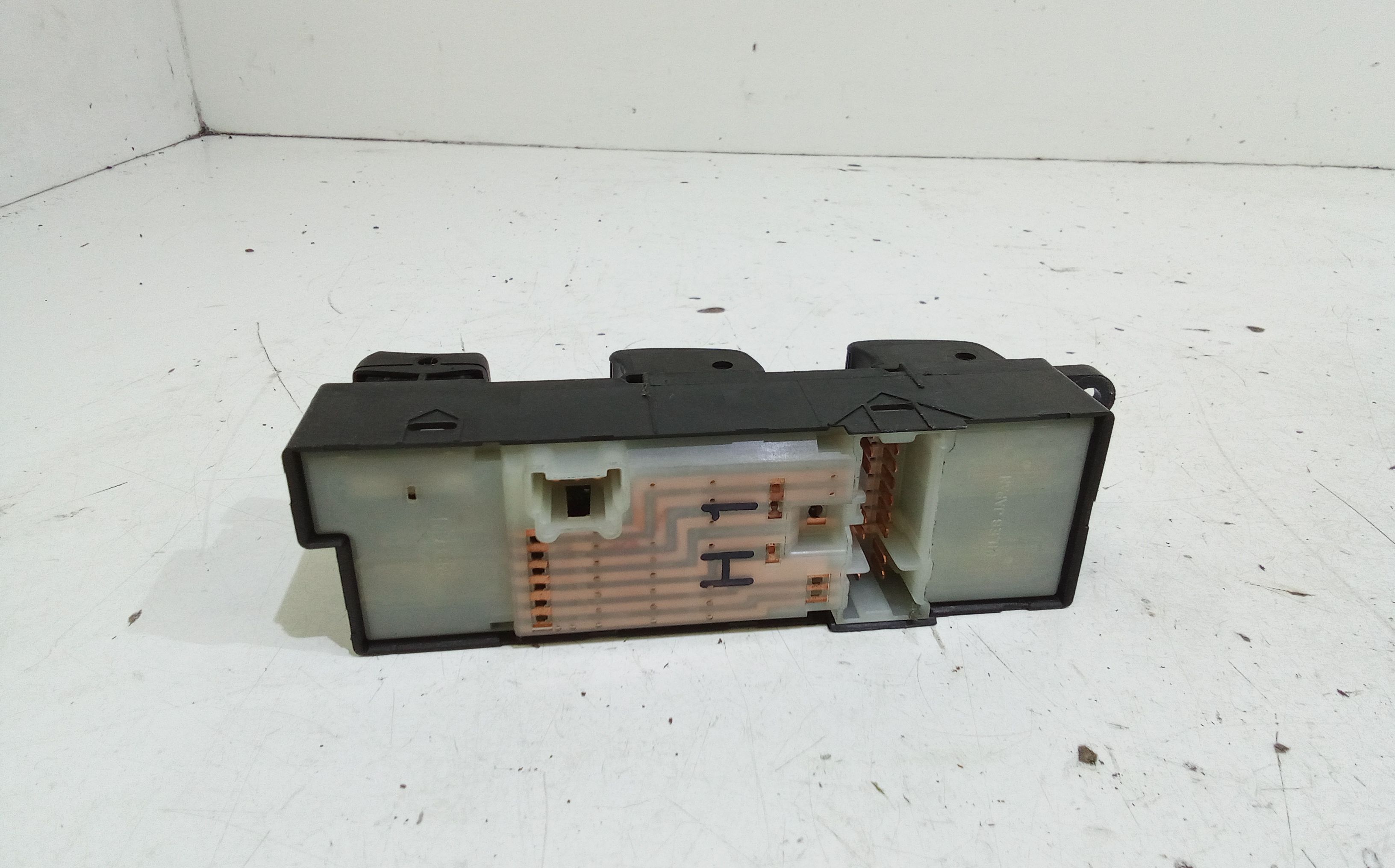 Pulsantiera anteriore sinistra Guida NISSAN X-Trail 1 Serie