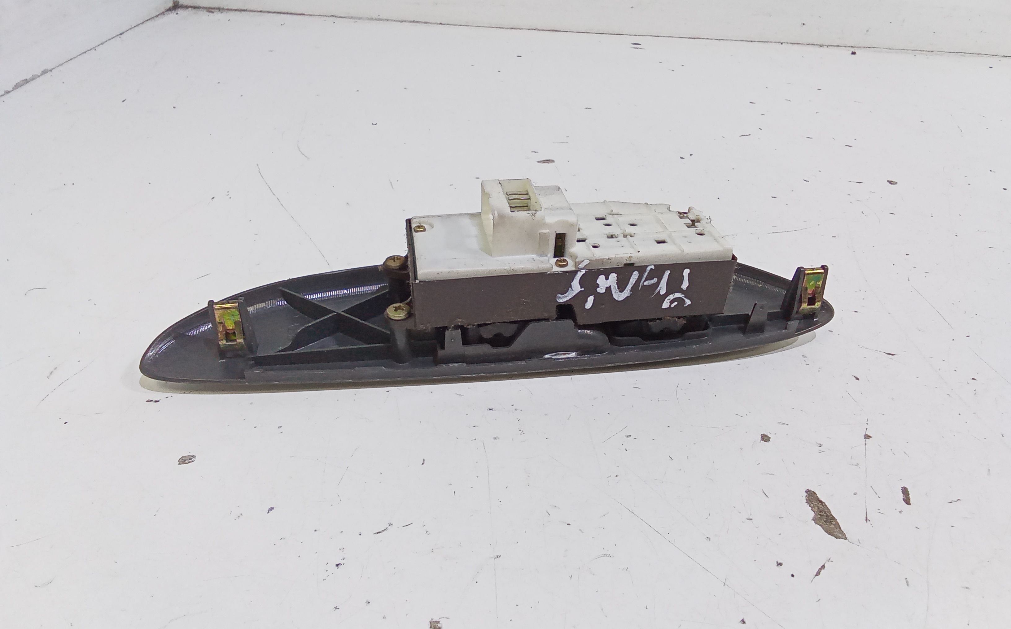 Pulsantiera anteriore sinistra Guida TOYOTA Yaris Serie (03>05)