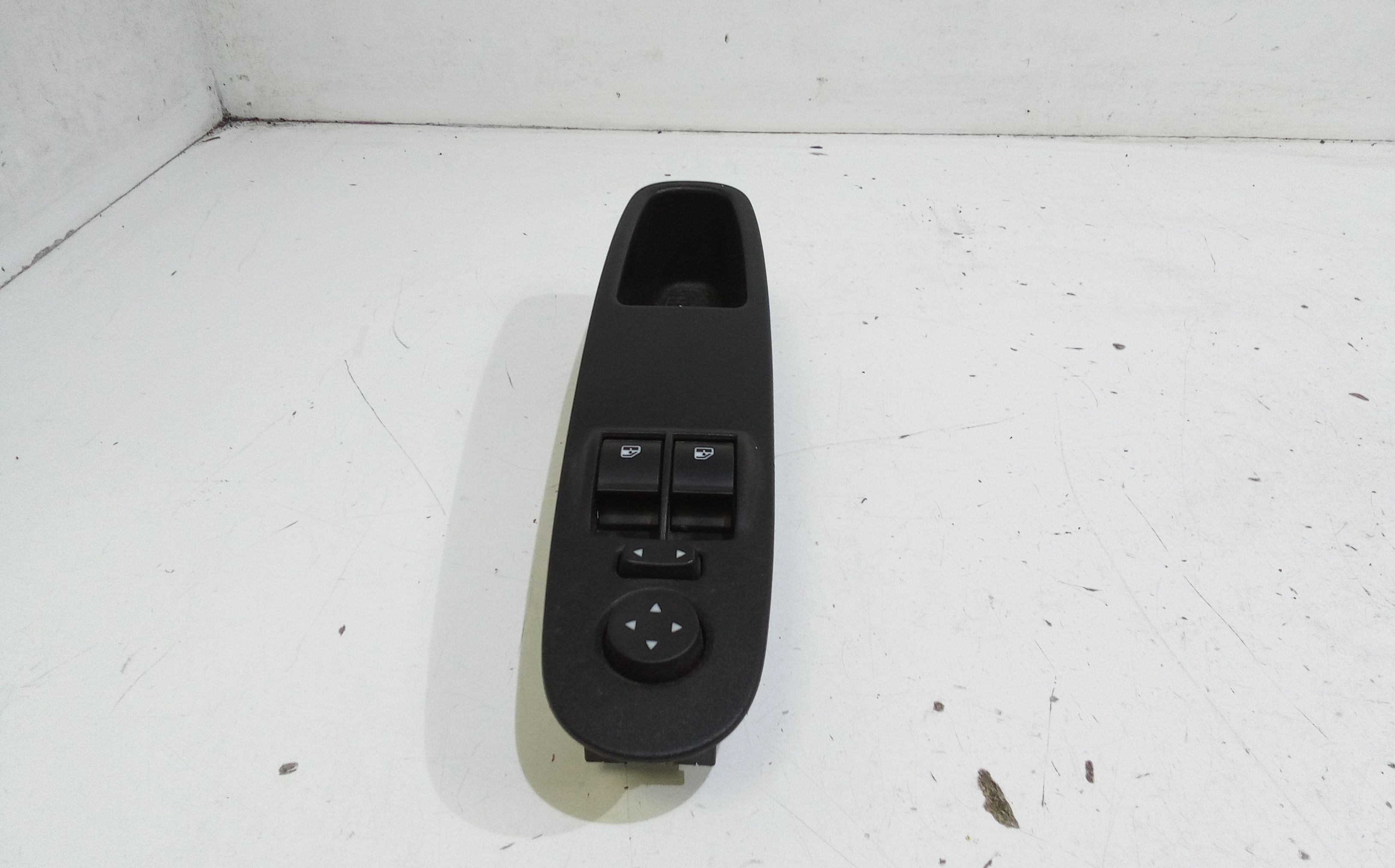 Pulsantiera anteriore sinistra Guida FIAT Punto EVO