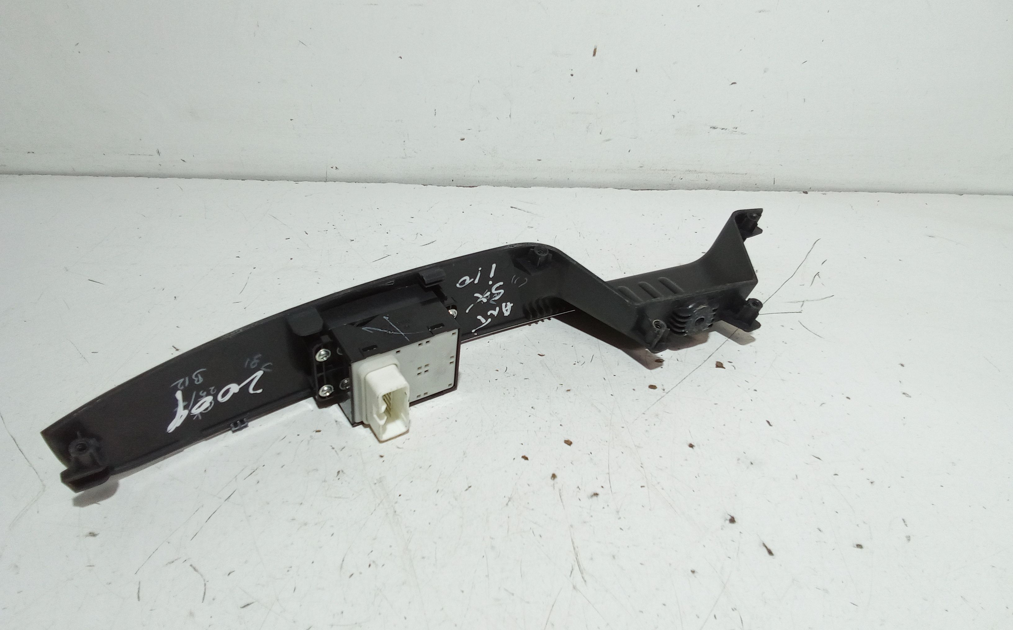 Pulsantiera anteriore sinistra Guida HYUNDAI i10 1 Serie