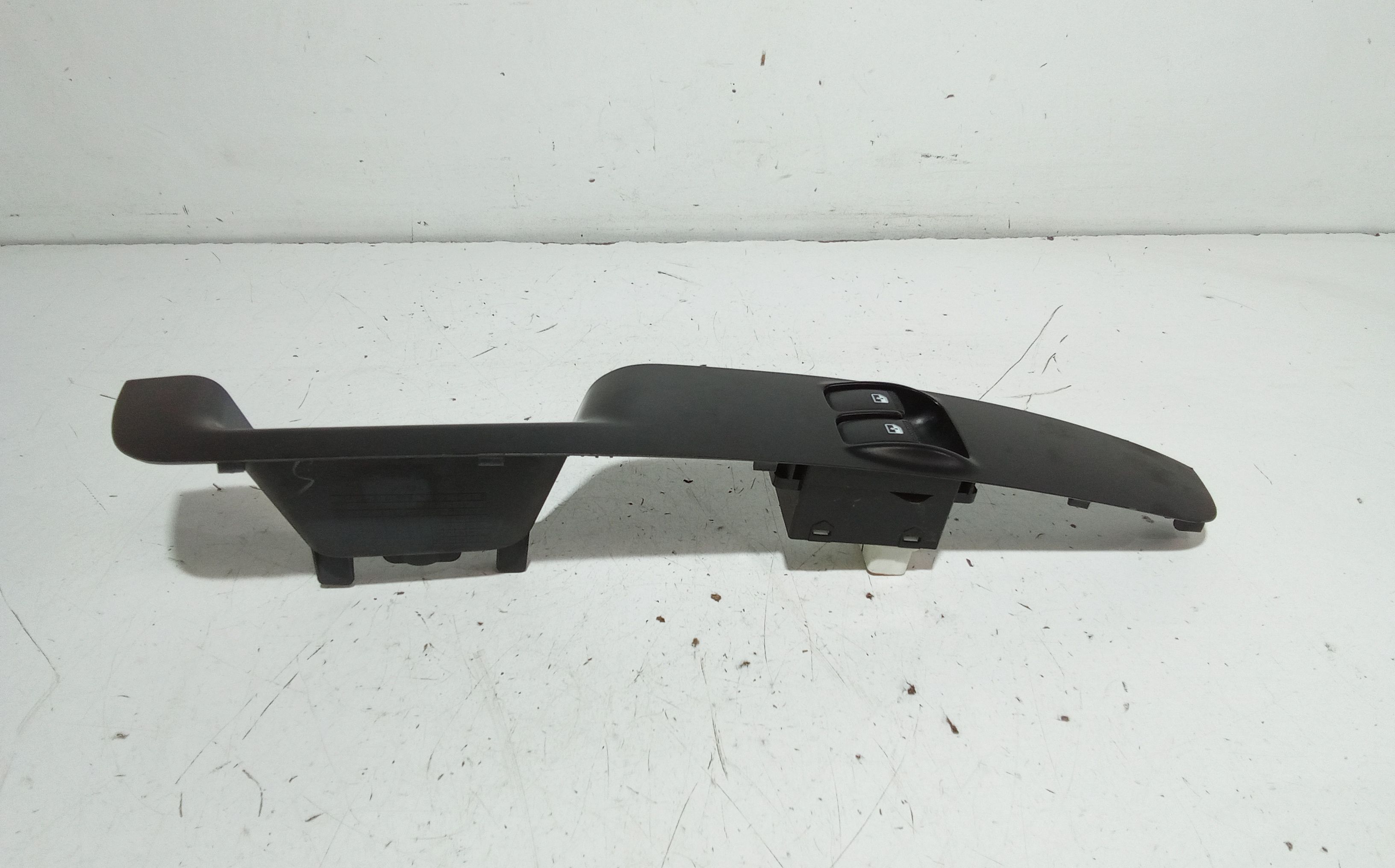 Pulsantiera anteriore sinistra Guida HYUNDAI i10 1 Serie