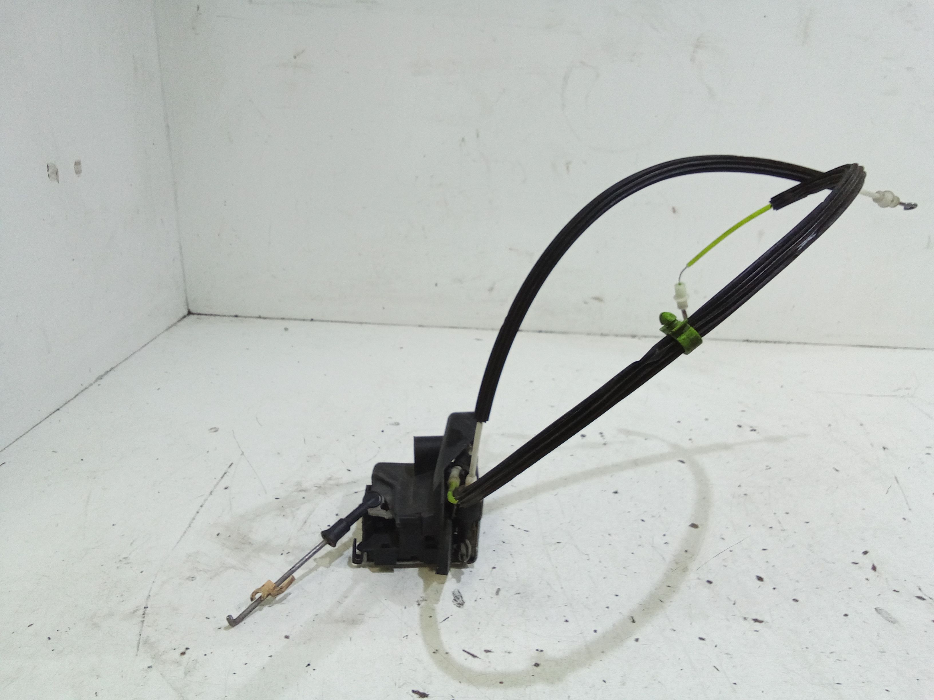 Serratura Posteriore destra AUDI A4 Avant (B5) (99>01)