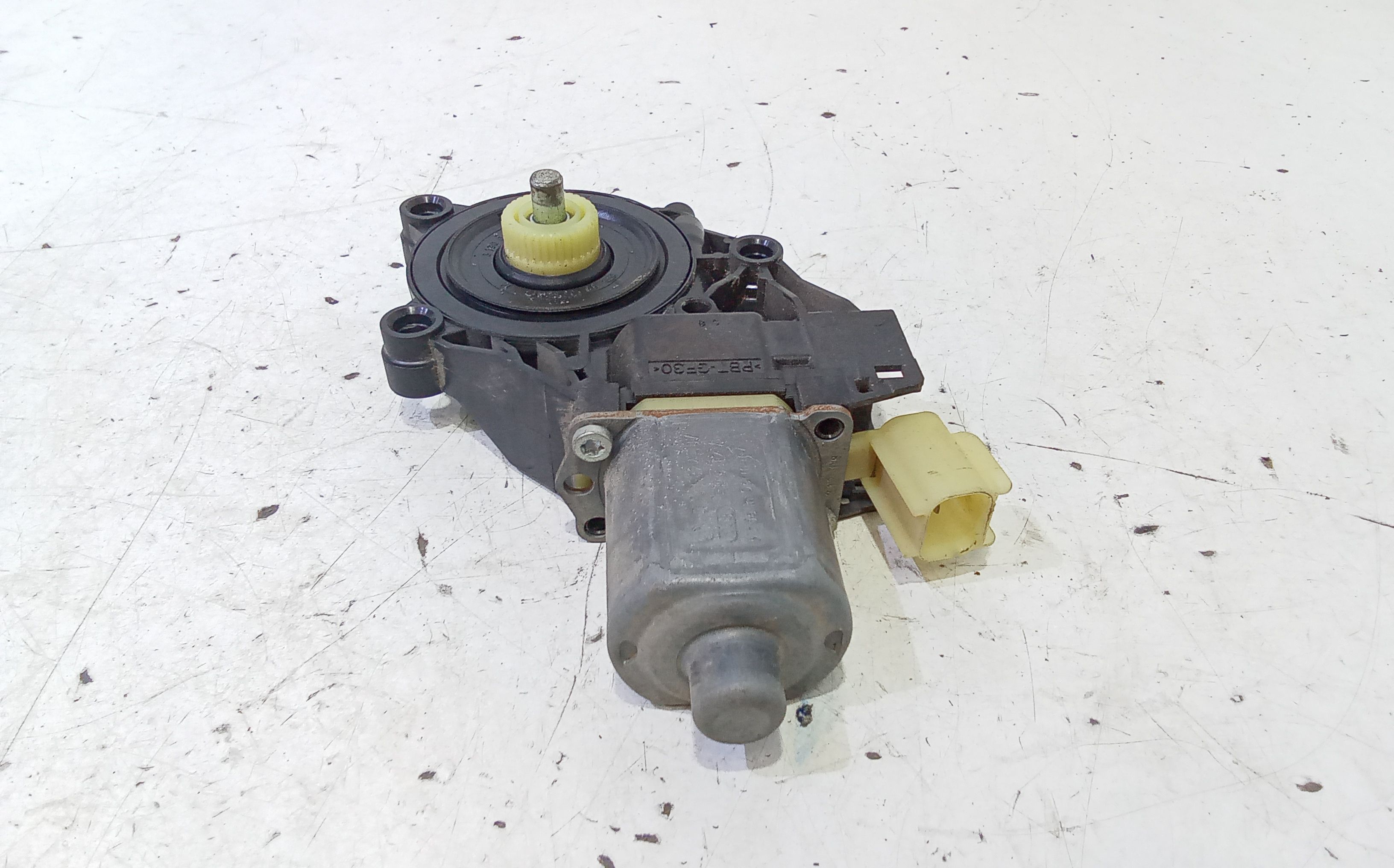 Motorino Alzavetro posteriore destra FORD Fiesta 5 Serie