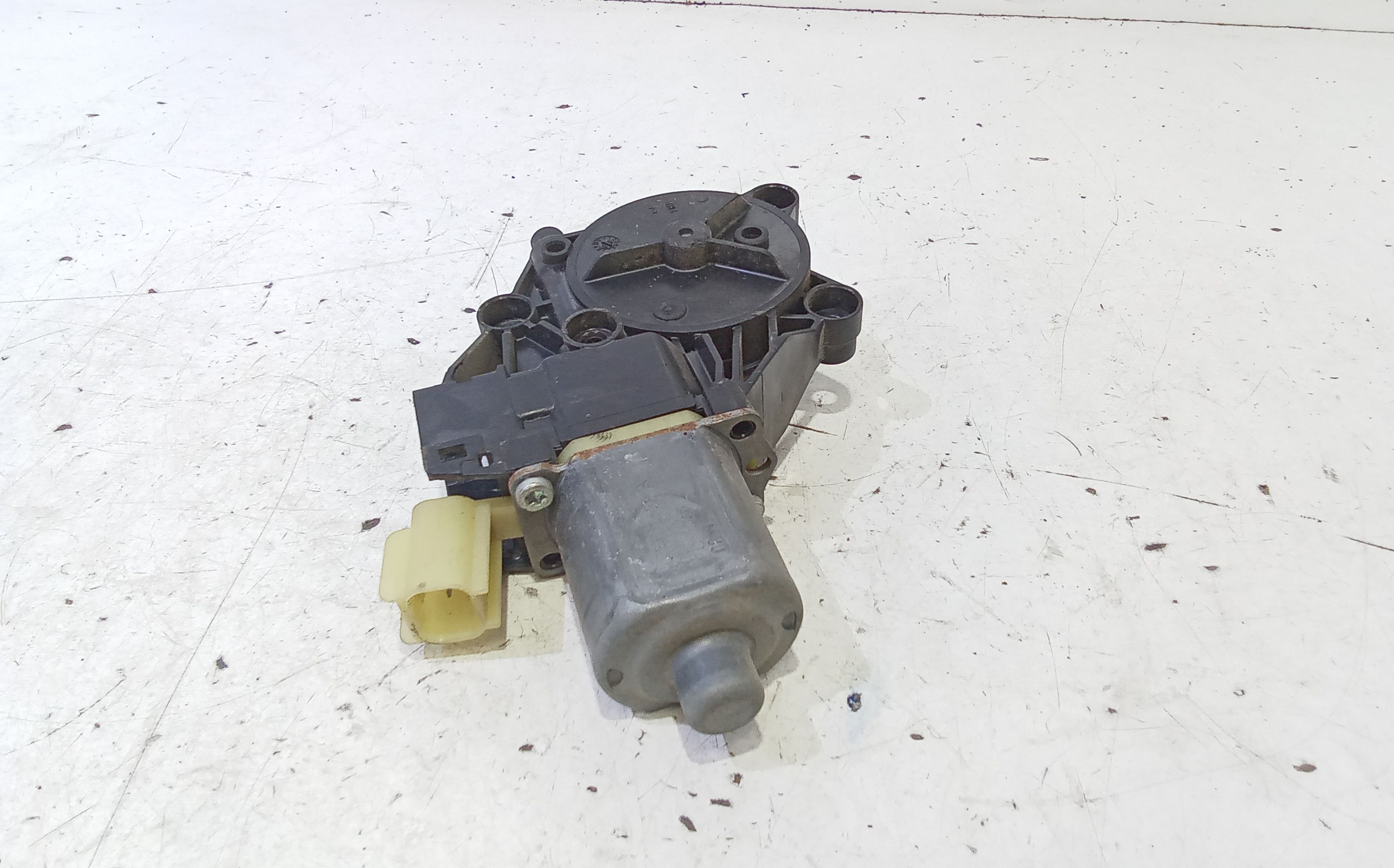 Motorino Alzavetro posteriore destra FORD Fiesta 5 Serie