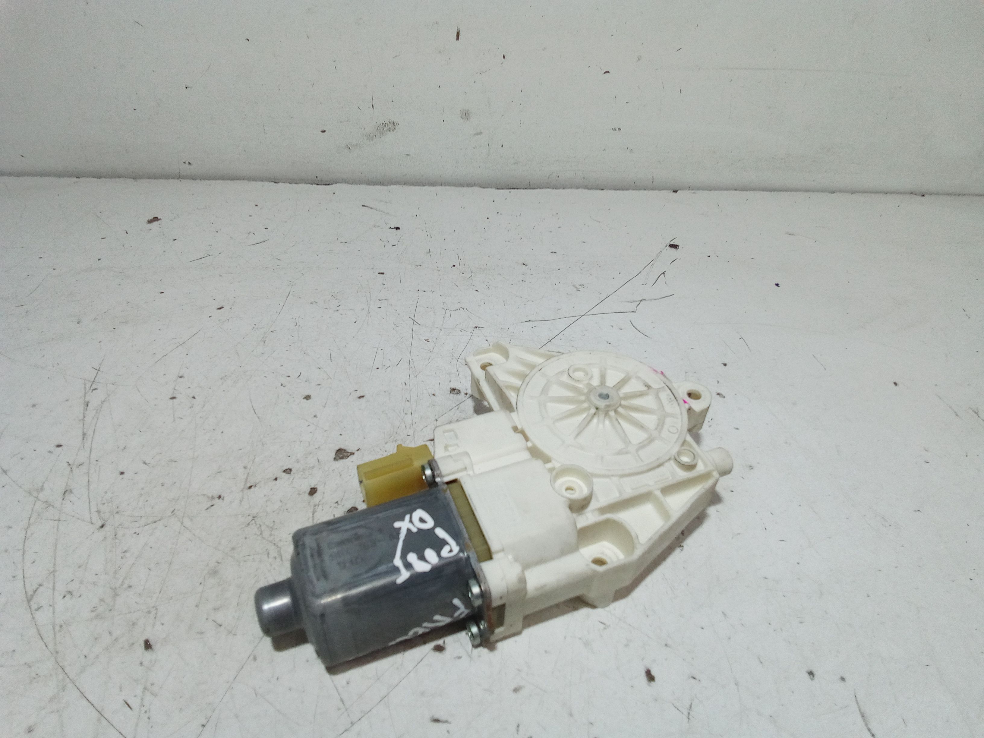 Motorino Alzavetro posteriore destra FIAT Freemont 1 Serie