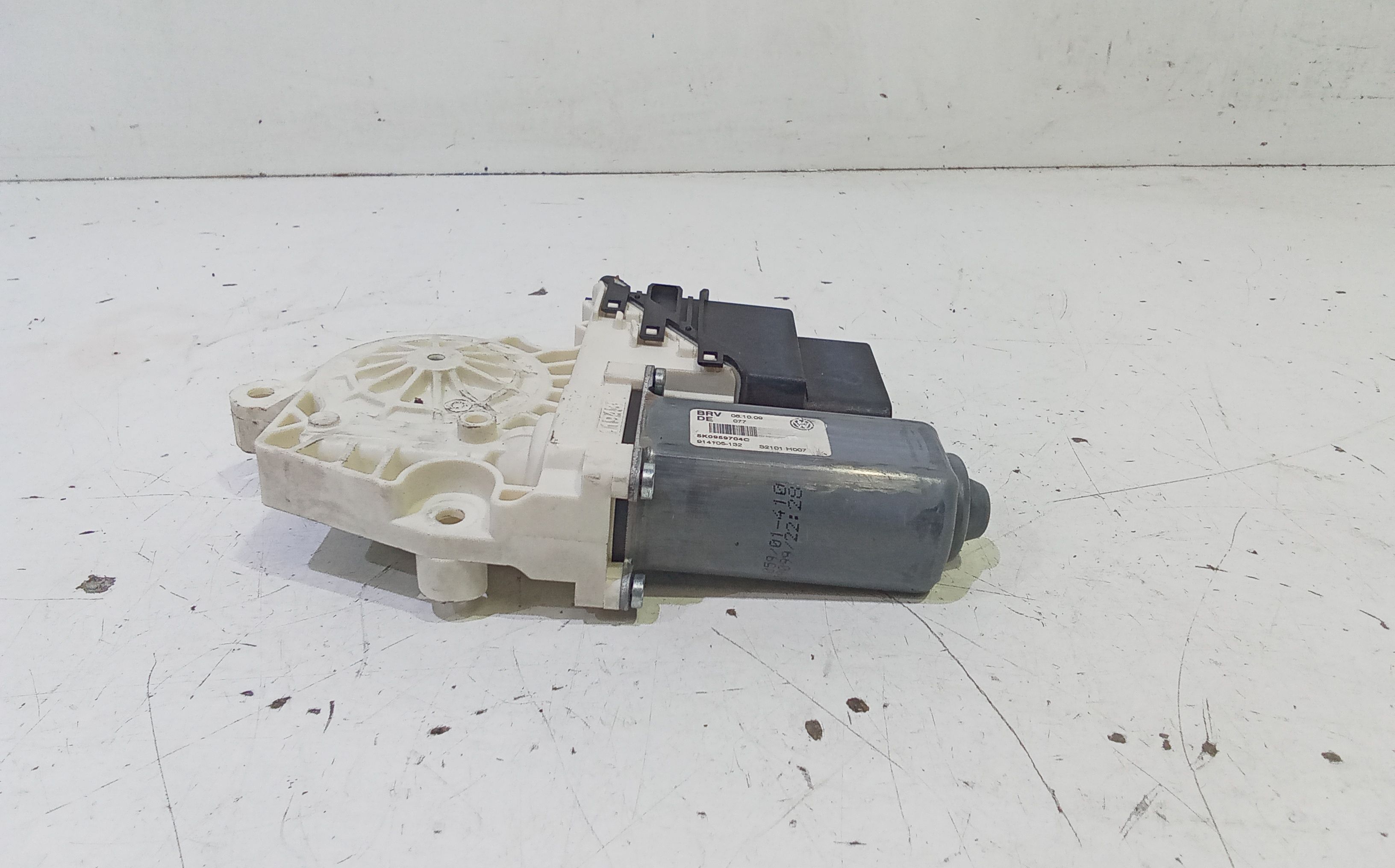 Motorino Alzavetro posteriore destra VOLKSWAGEN Touareg 2 Serie