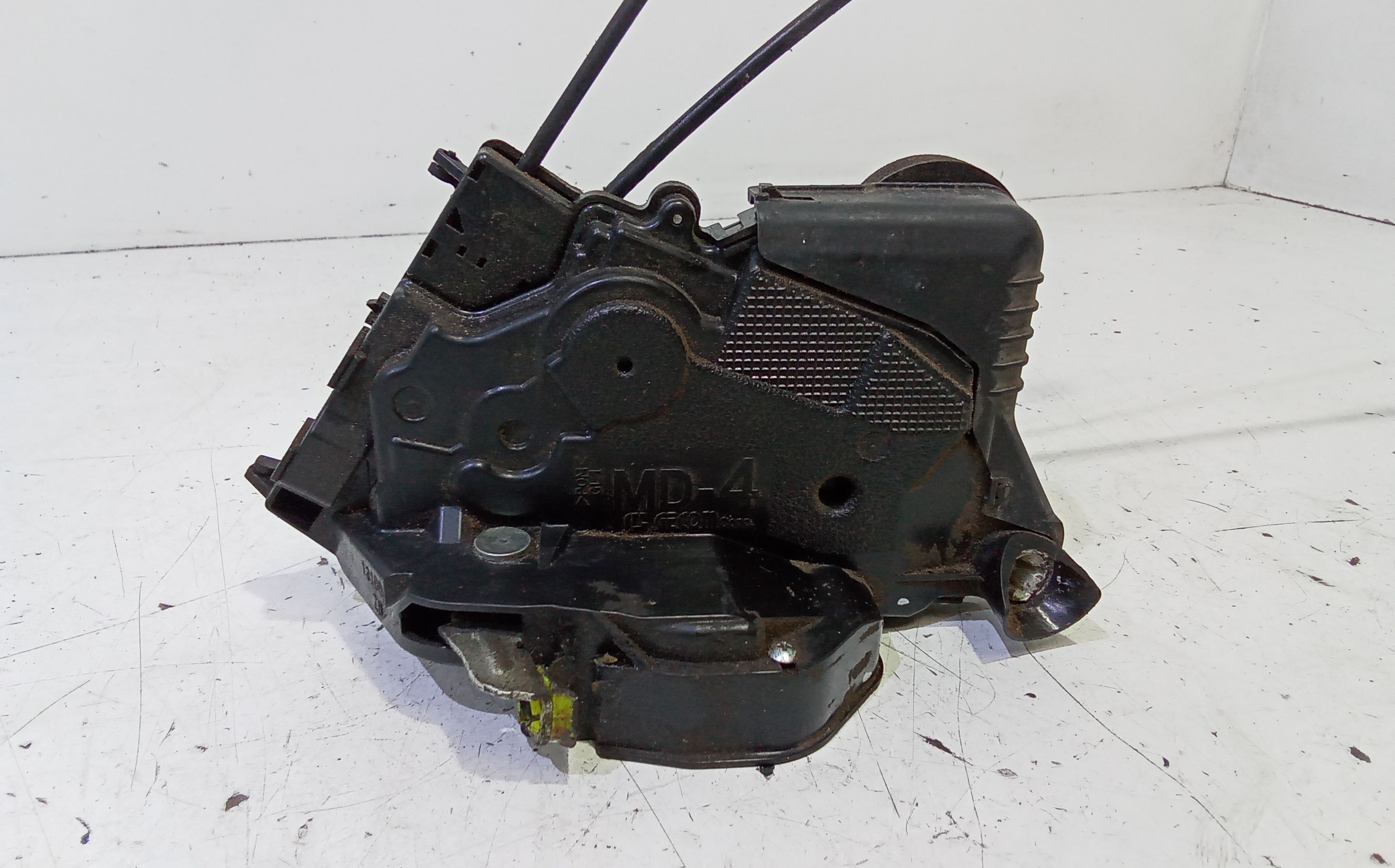 Serratura Anteriore Sinistra TOYOTA Yaris Serie (05>08)