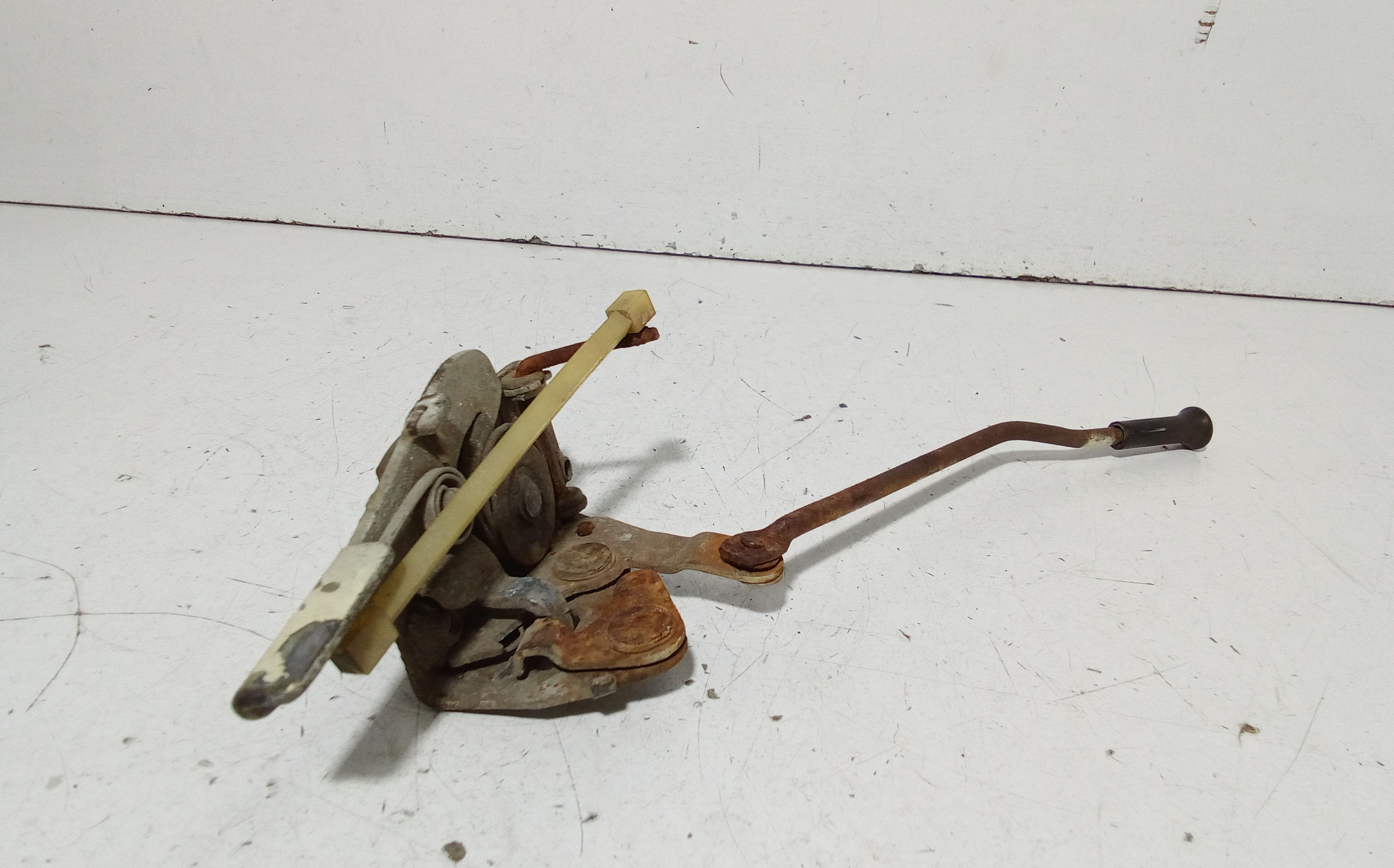 Serratura Anteriore Sinistra FIAT 850 1 Serie