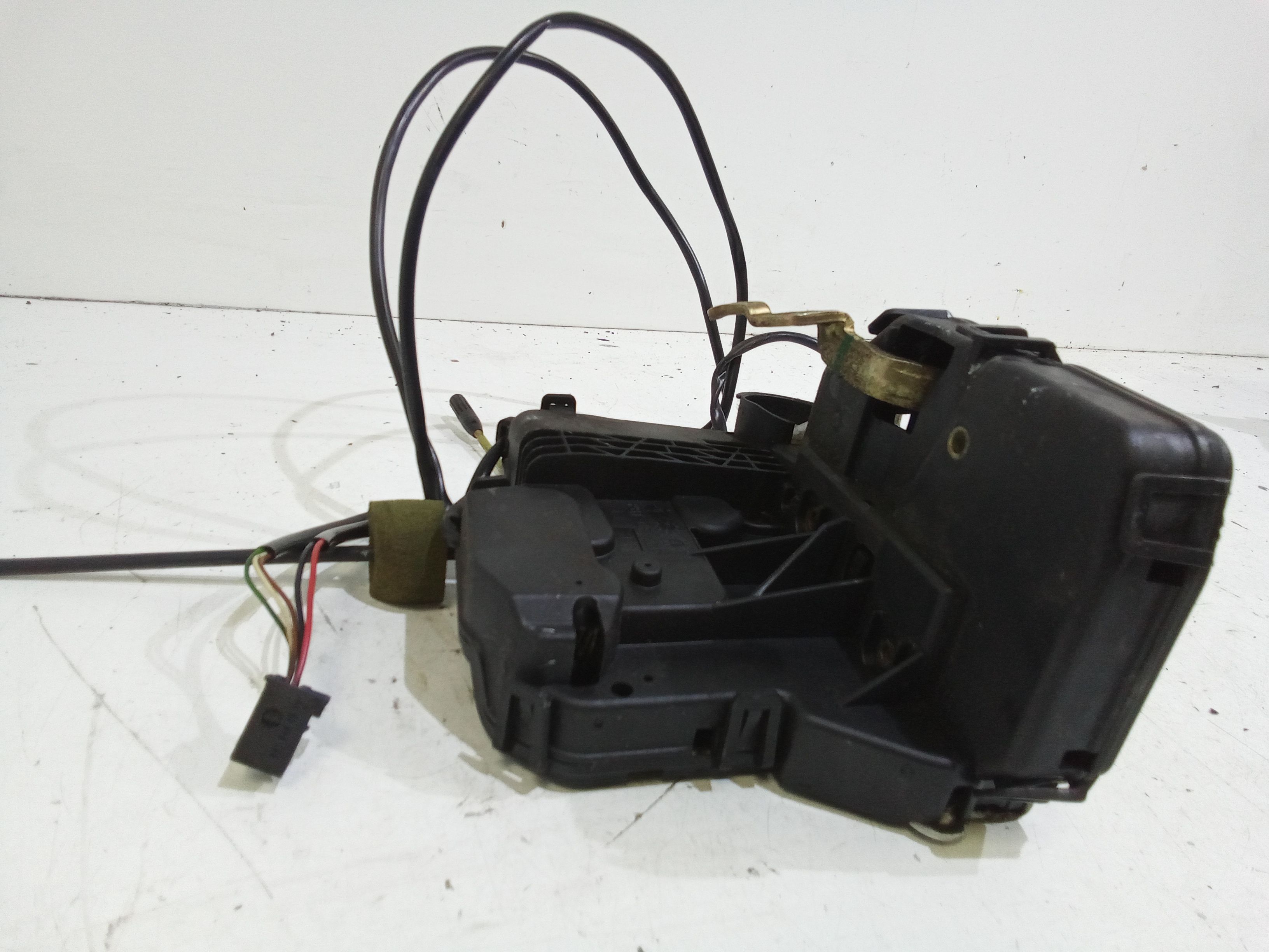 Serratura Anteriore Sinistra MERCEDES Classe E Berlina W211 (02>07)