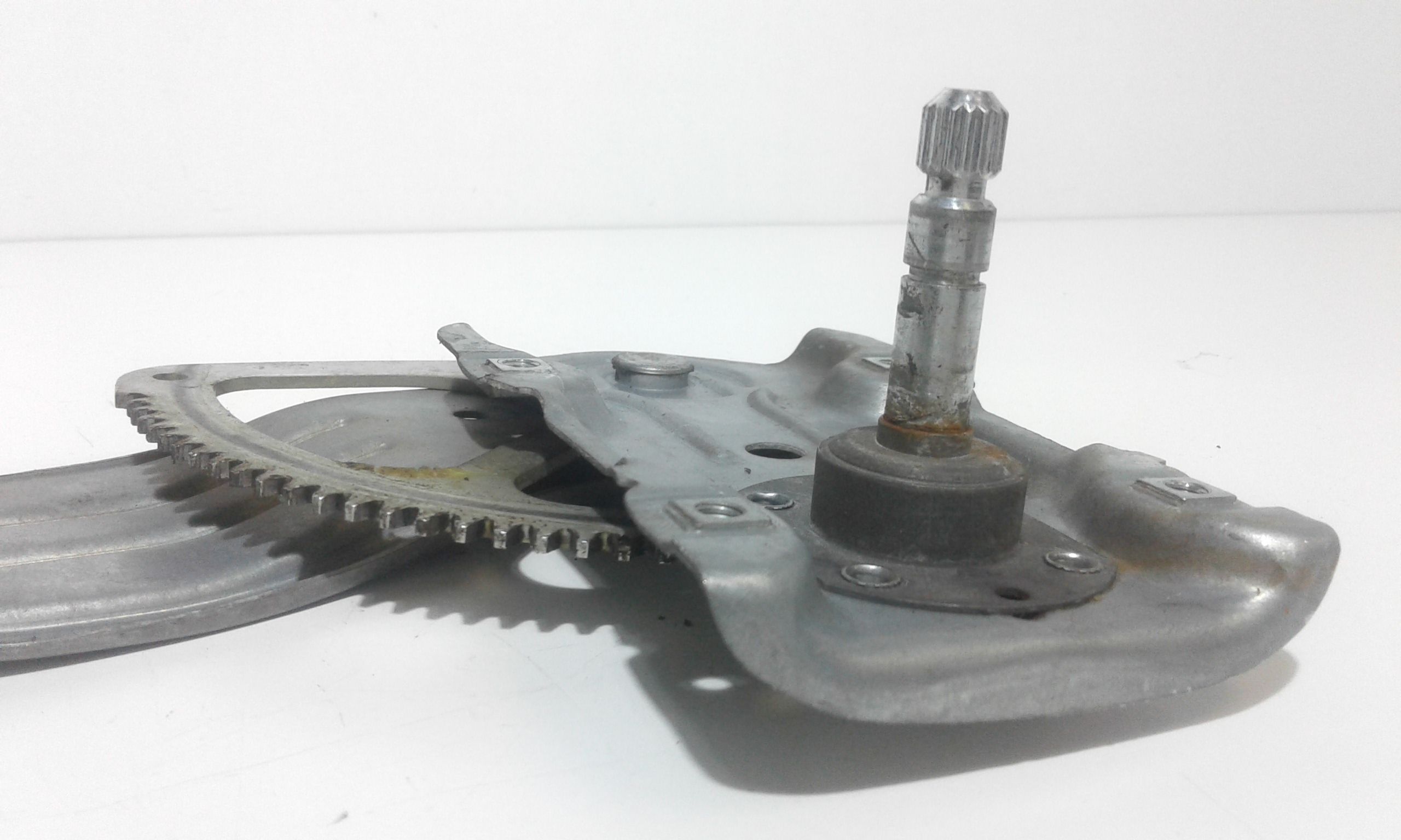 Cremagliera posteriore sinistro guida TOYOTA Yaris 3 Serie