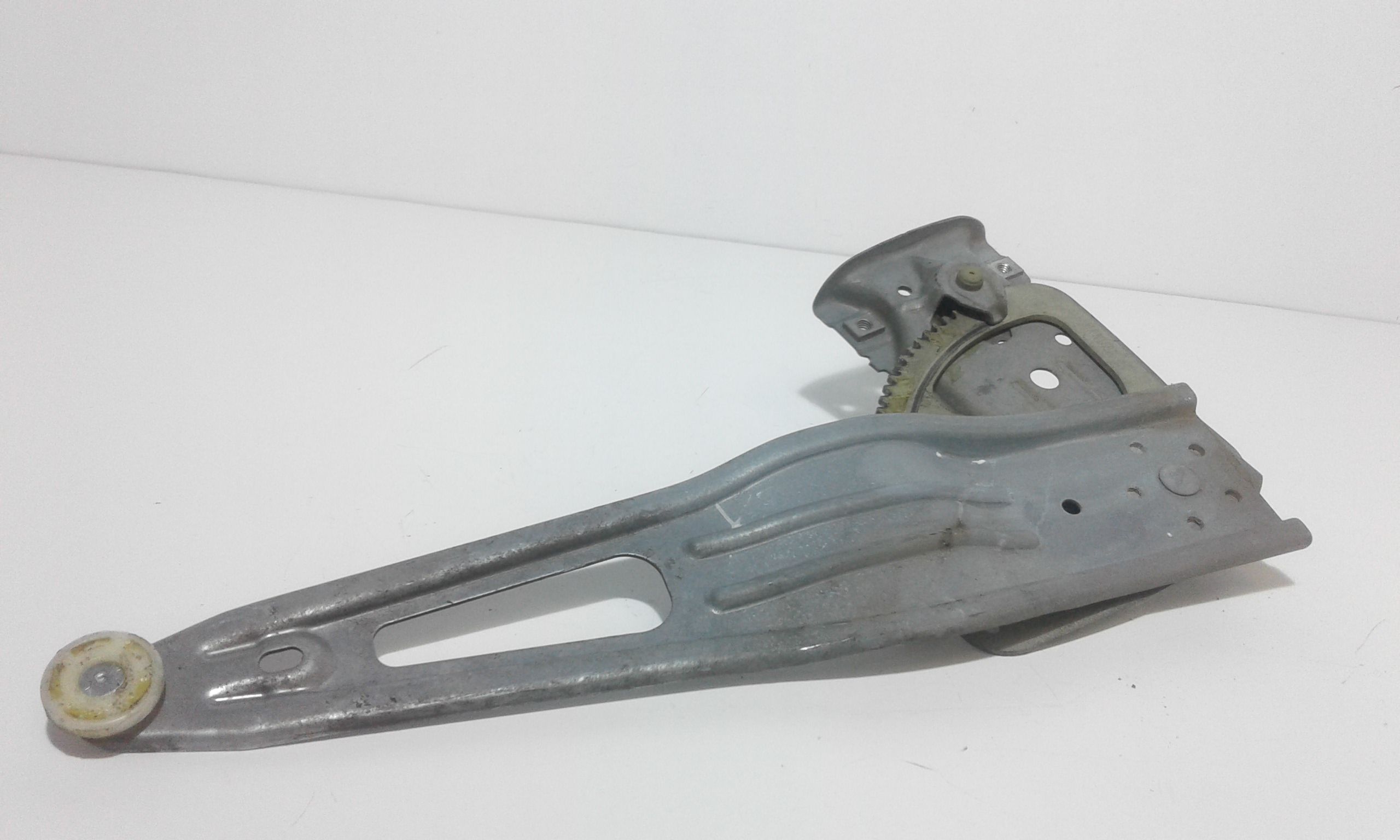 Cremagliera posteriore sinistro guida TOYOTA Yaris 3 Serie