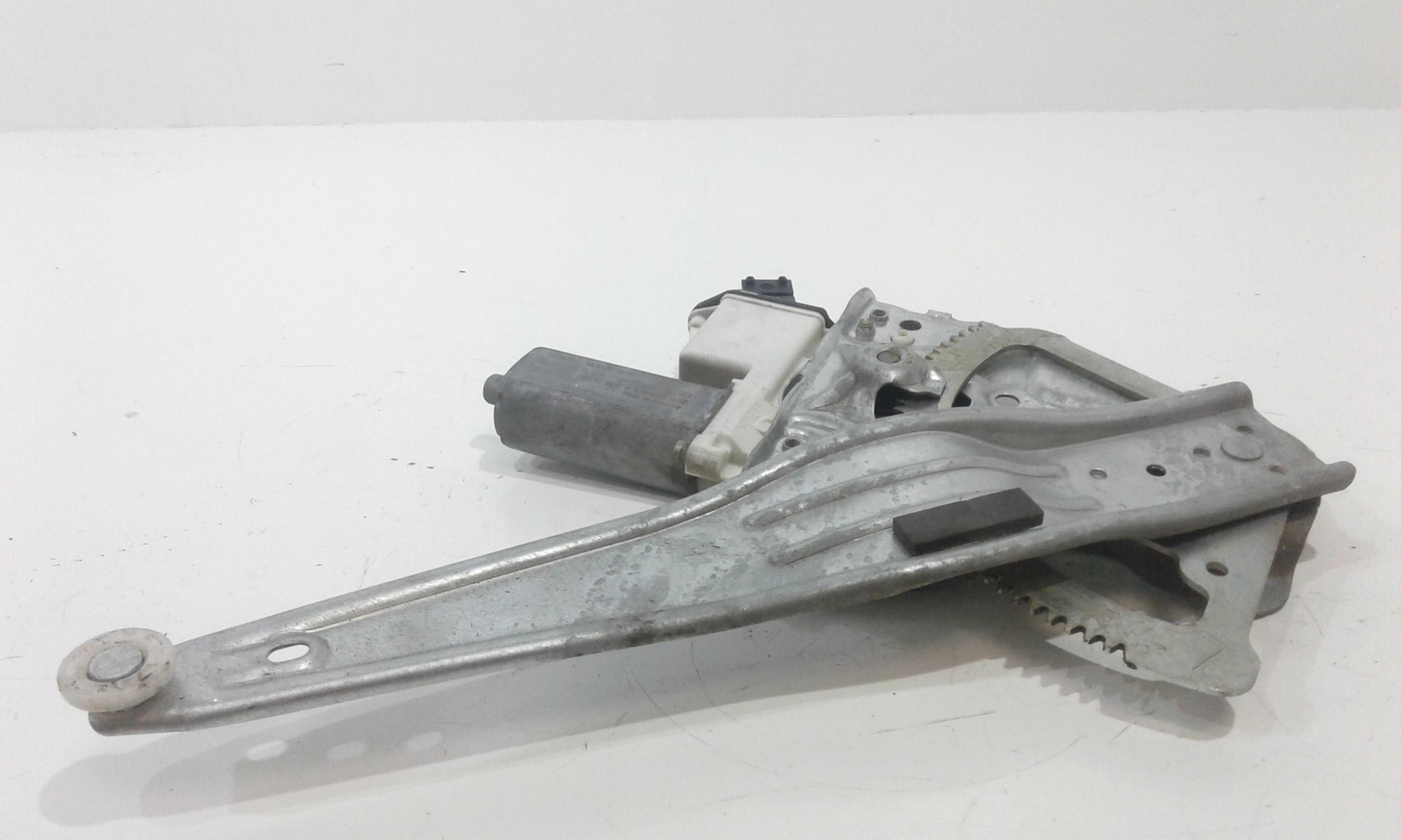 Cremagliera posteriore sinistra guida TOYOTA Corolla Berlina 3 Serie 3-5P