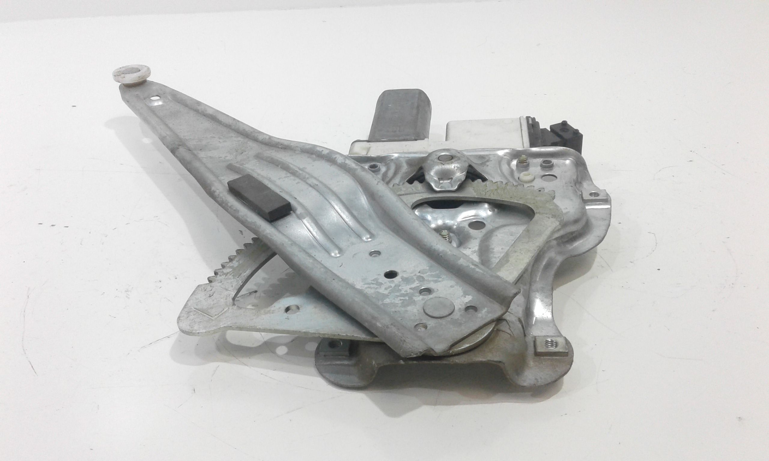 Cremagliera posteriore sinistra guida TOYOTA Corolla Berlina 3 Serie 3-5P