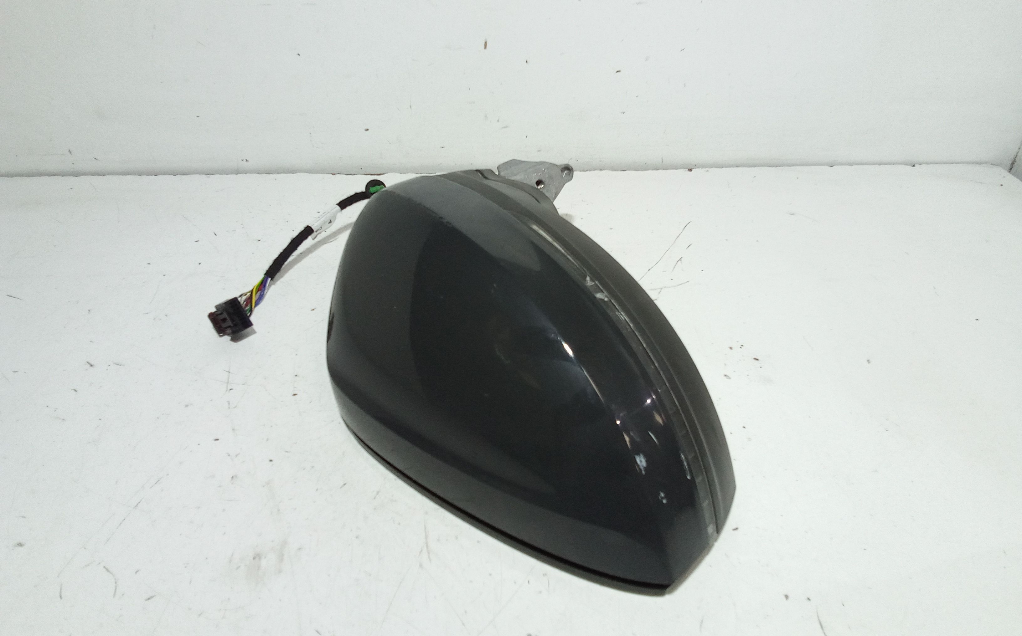 Specchietto Retrovisore Destro VOLKSWAGEN Tiguan Serie