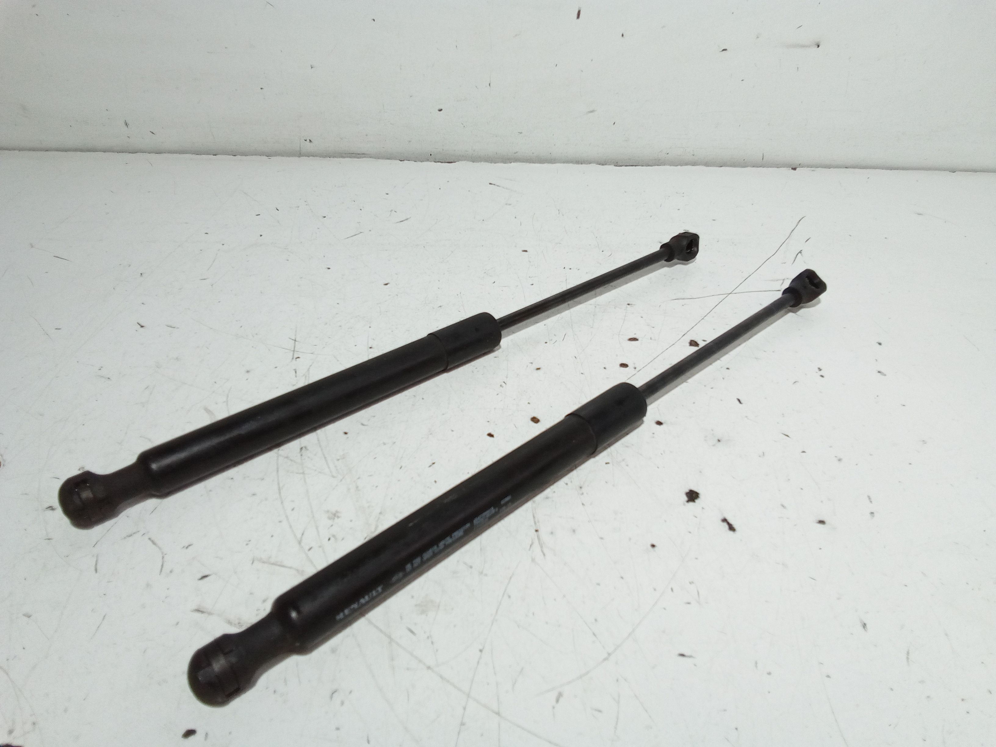 Pistoncini cofano Post. RENAULT Captur Serie