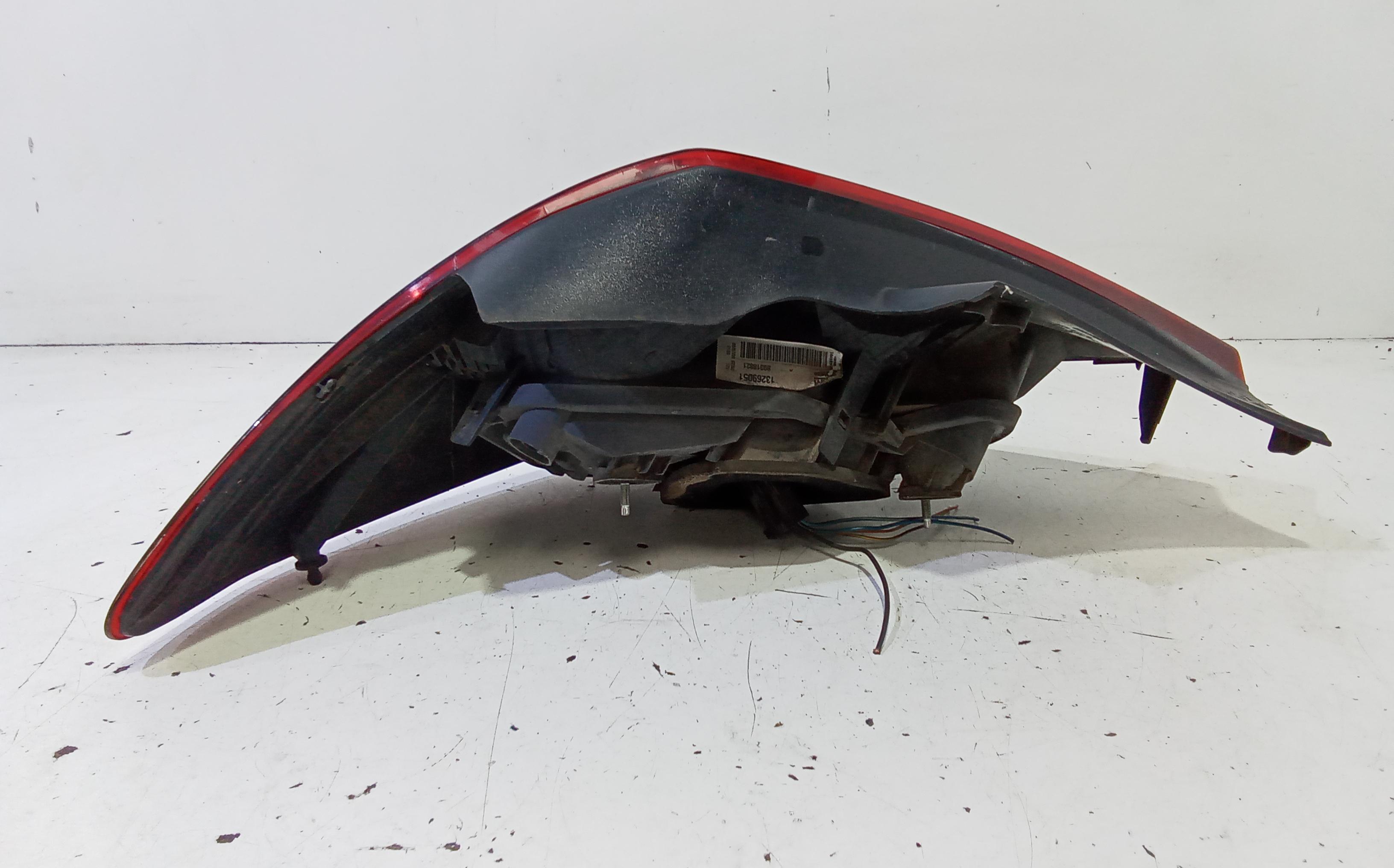 Stop fanale posteriore Destro Passeggero OPEL Corsa D 5P 1 Serie