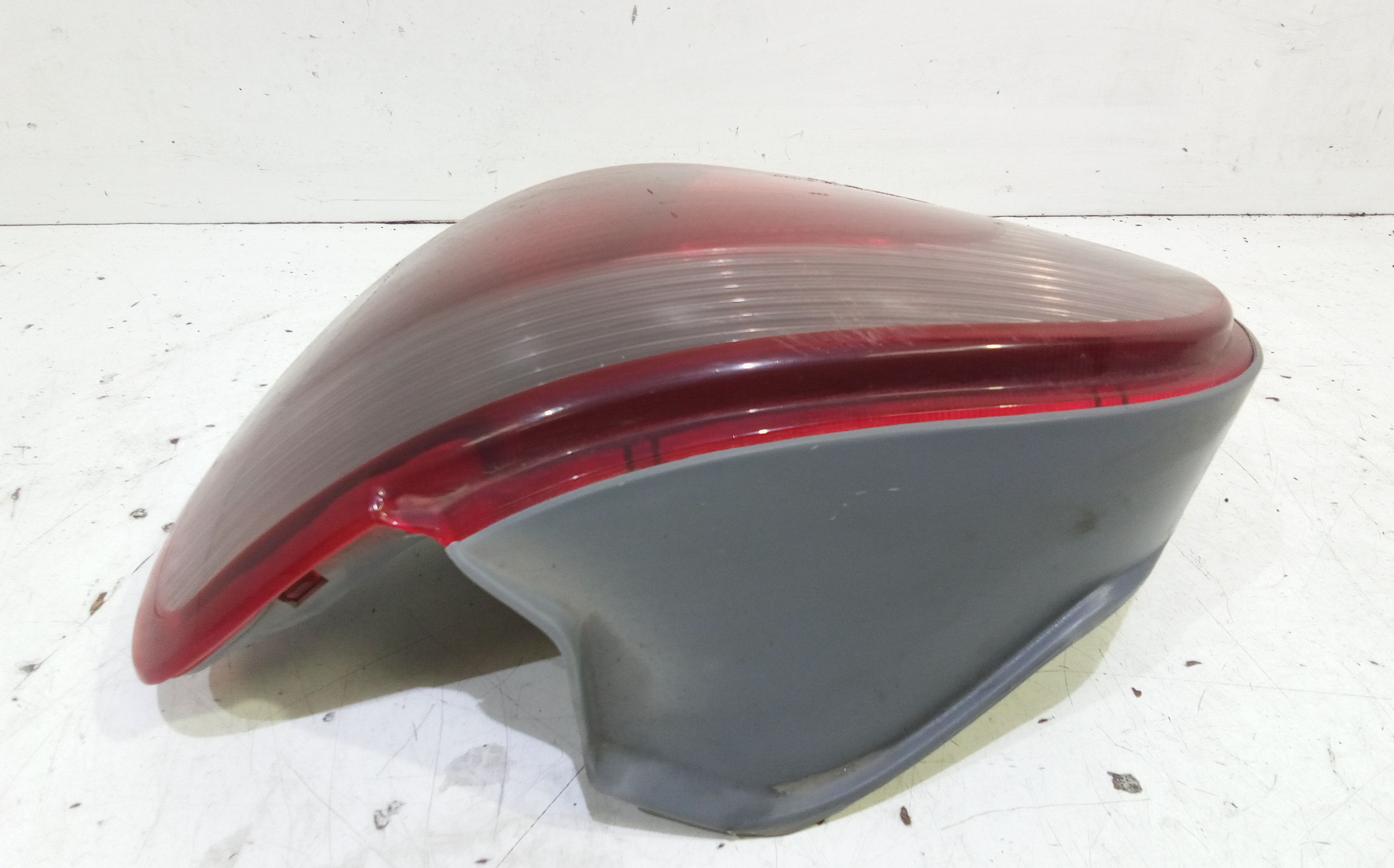 Stop fanale posteriore Destro Passeggero TOYOTA Yaris Serie (99>03)