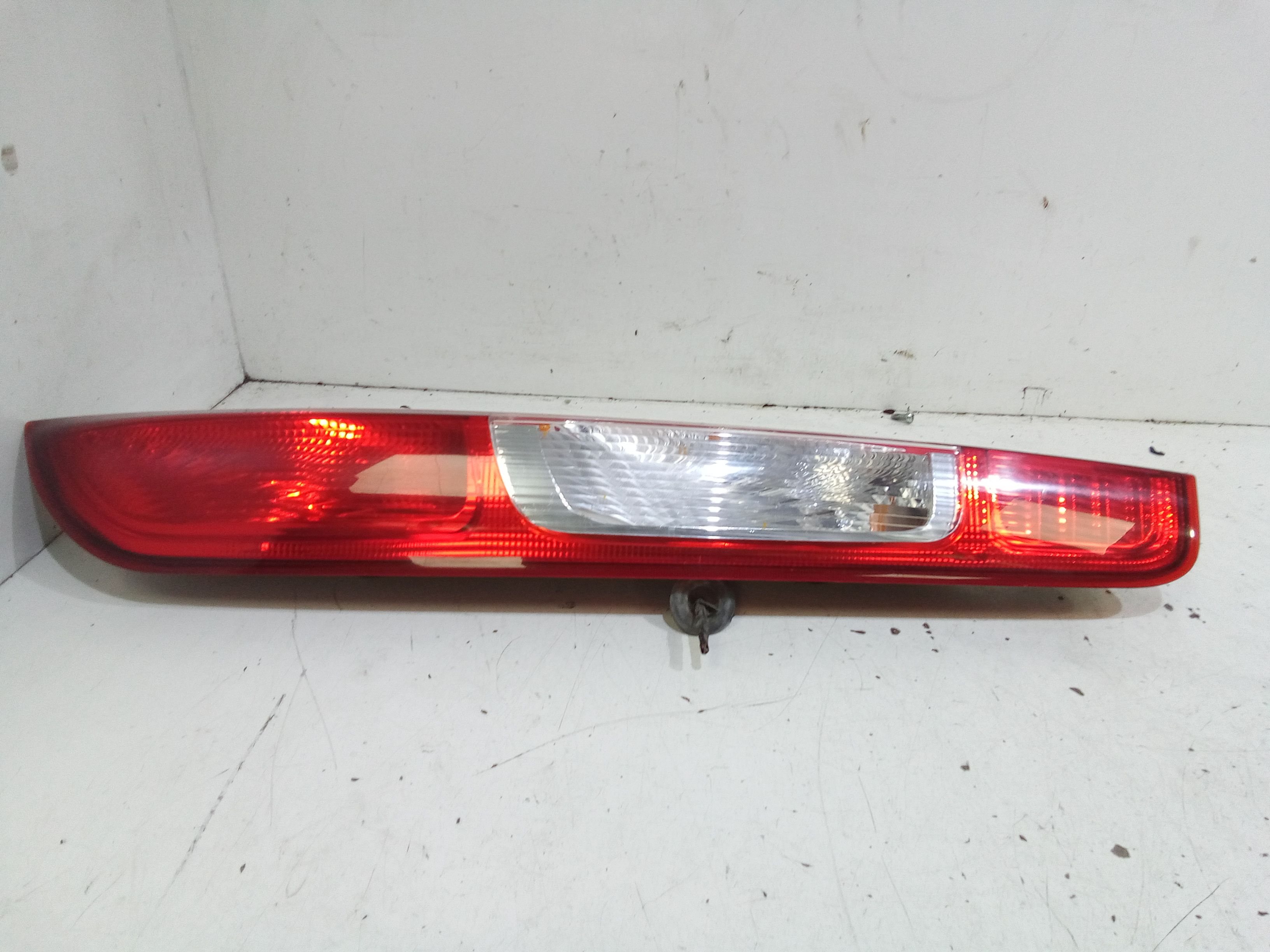 Stop fanale posteriore Destro Passeggero FORD Focus S. Wagon 3 Serie