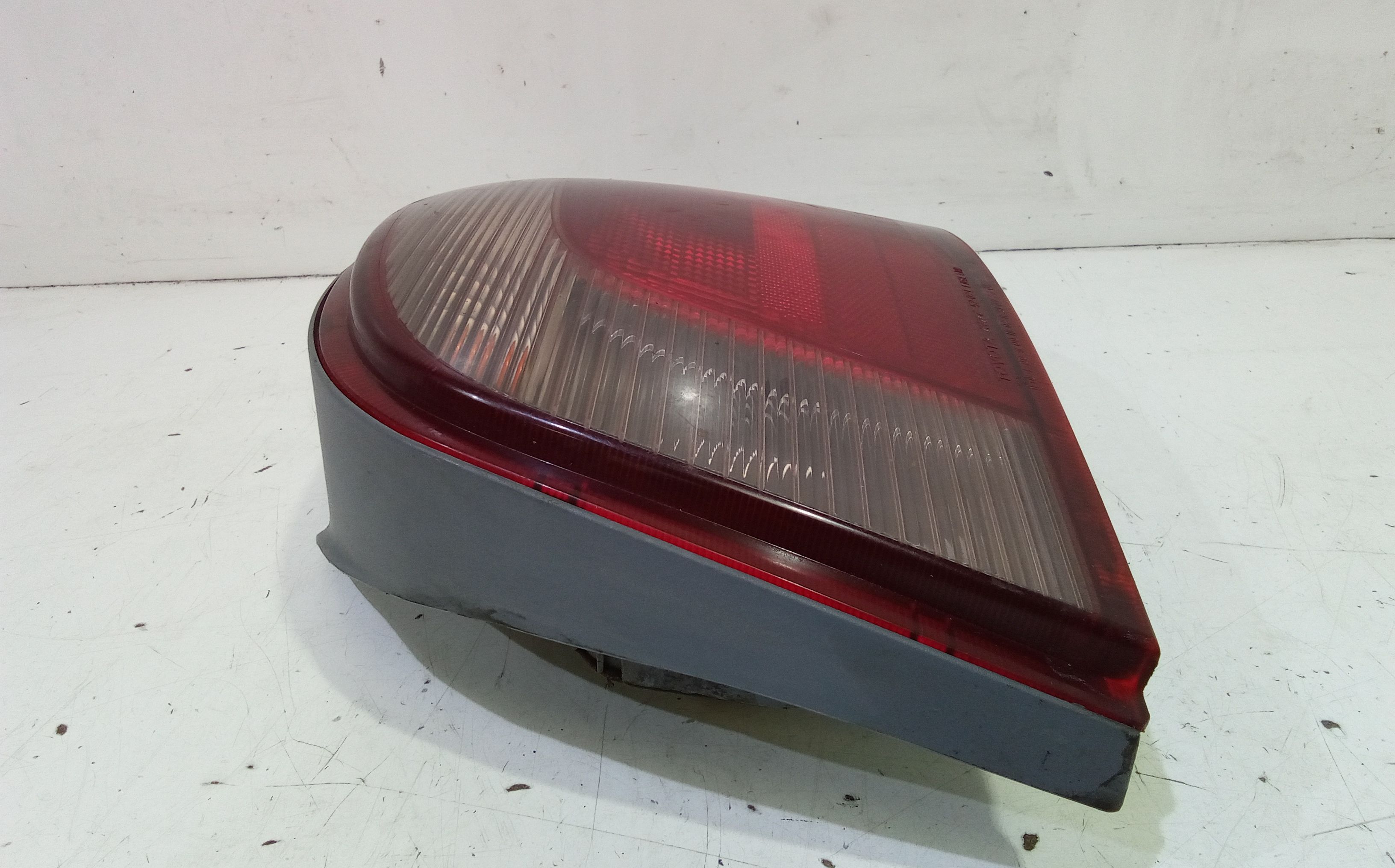 Stop fanale posteriore Destro Passeggero TOYOTA Yaris Serie (99>03)