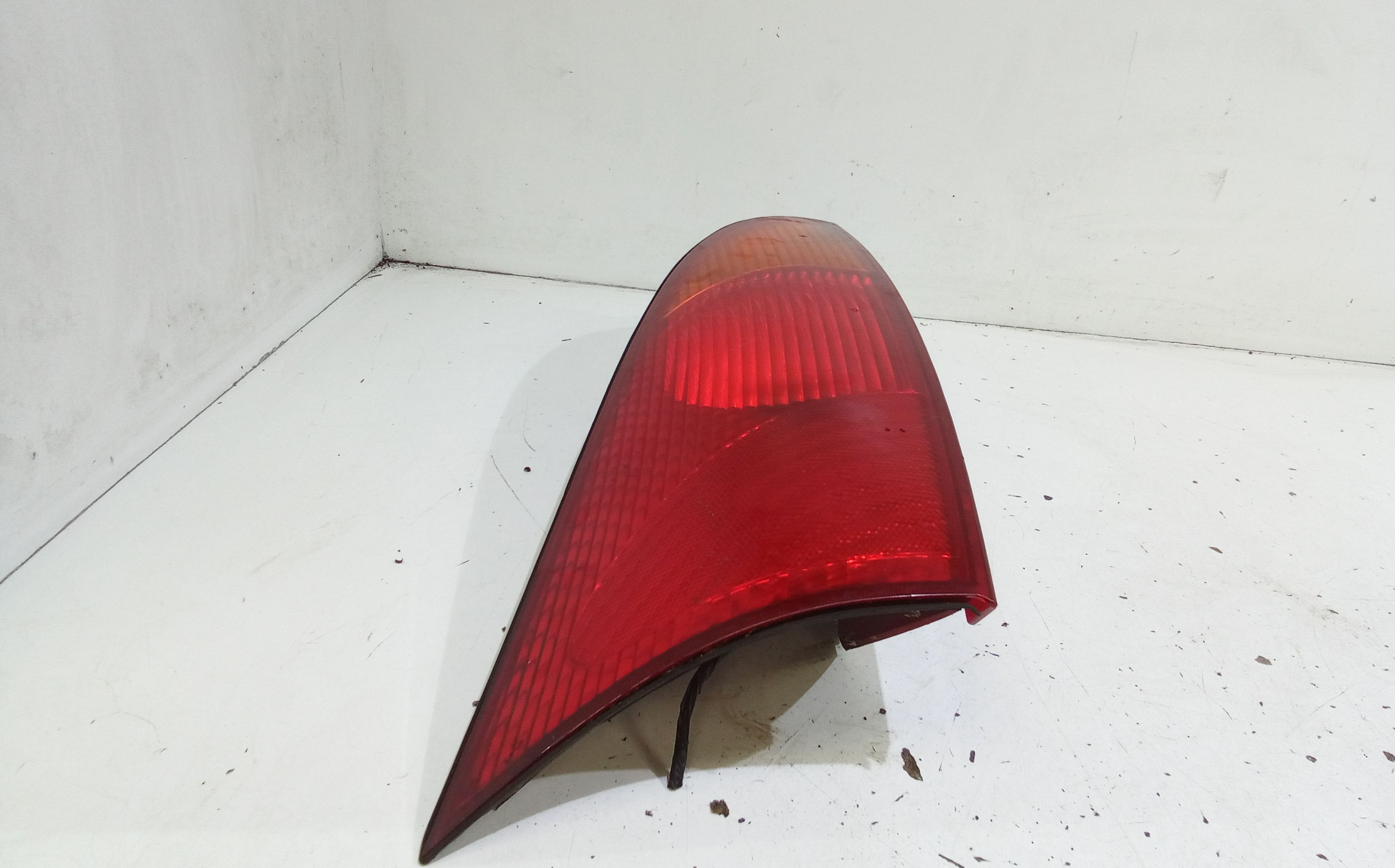 Stop fanale posteriore Destro Passeggero FORD Focus Berlina 1 Serie