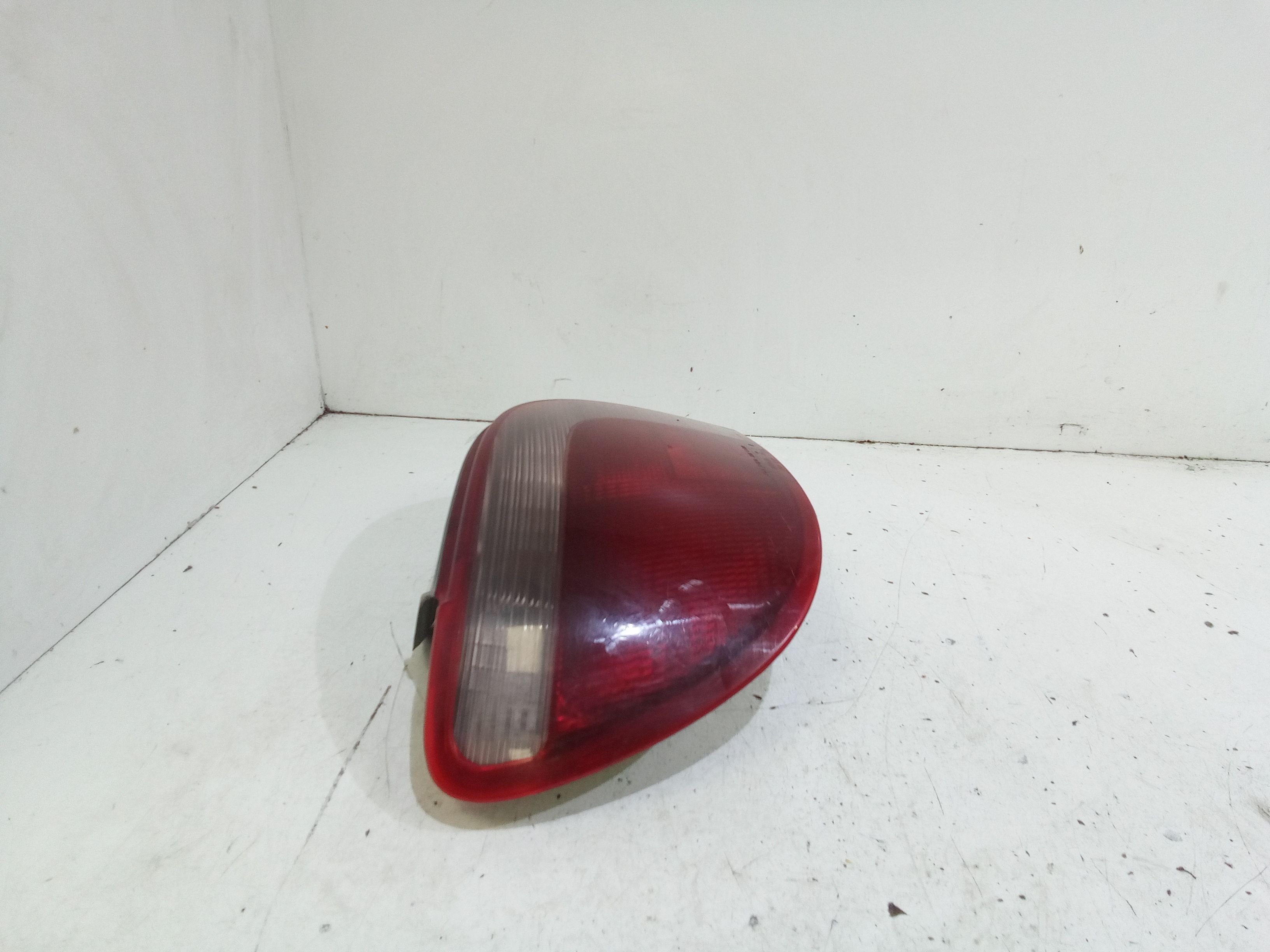 Stop fanale Posteriore sinistro lato Guida TOYOTA Yaris Serie (99>03)