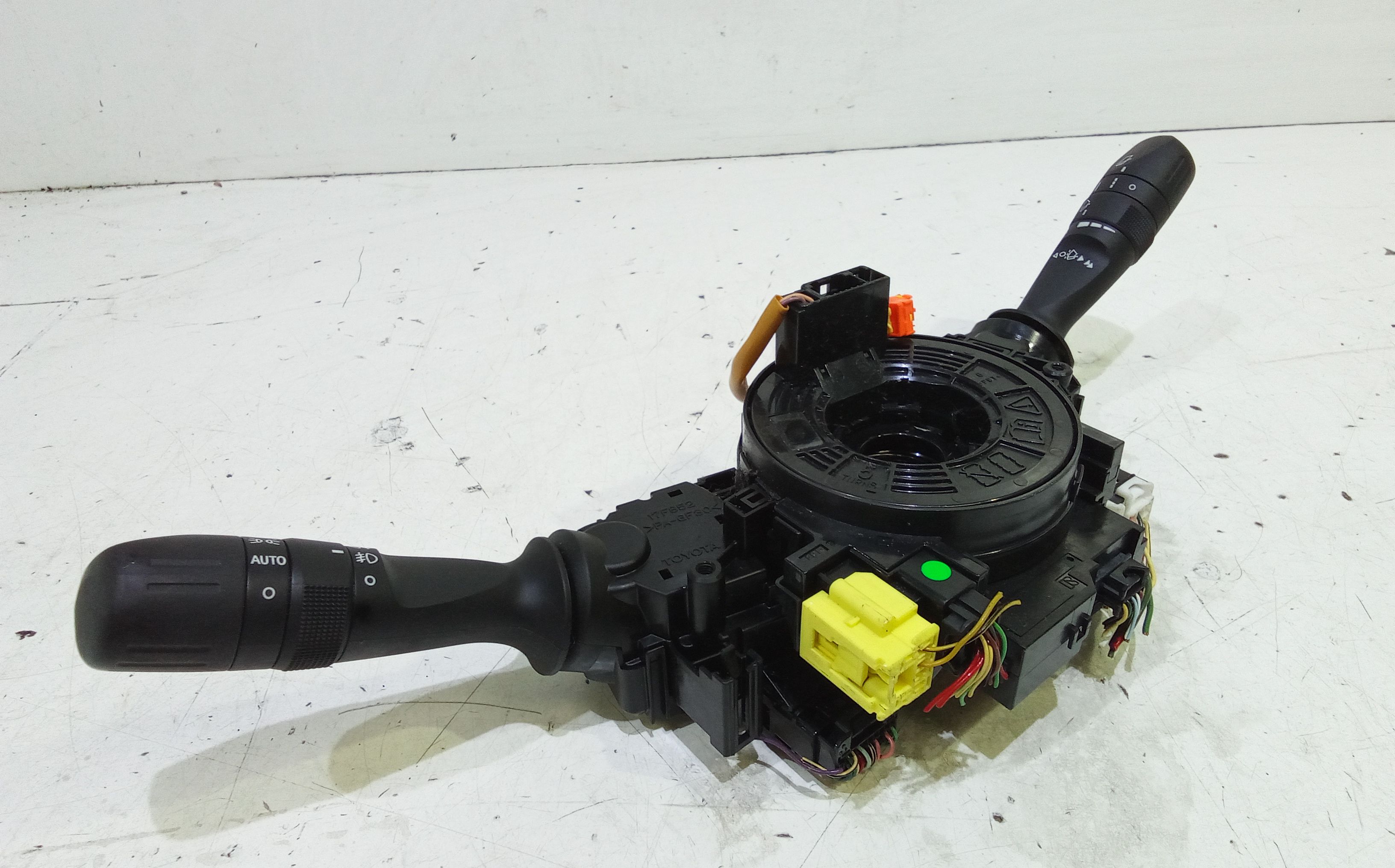 Devioluci TOYOTA Auris Serie (E180) (12>18)