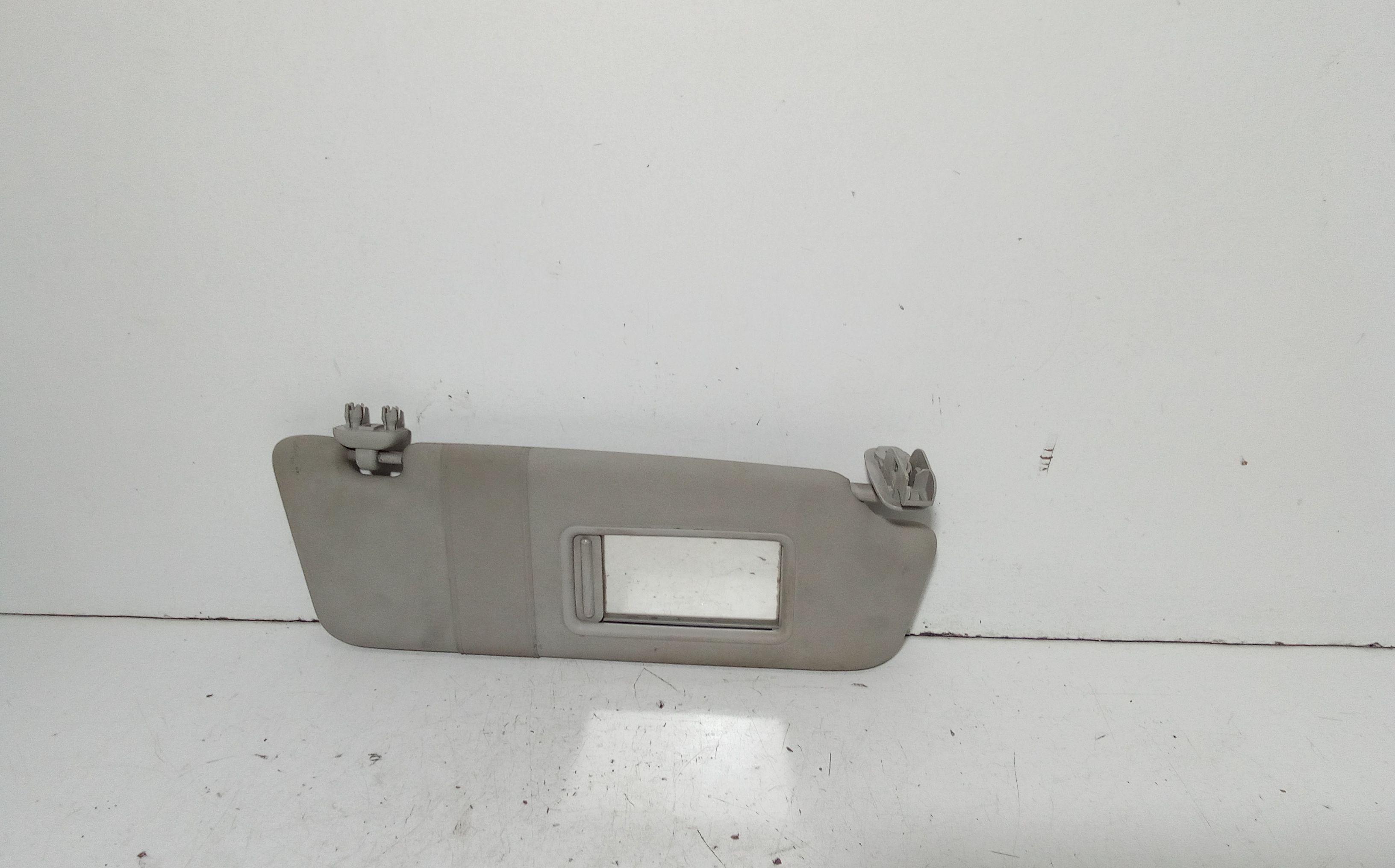 Parasole aletta Lato Passeggero AUDI A3 Serie (8P1) (03>05)