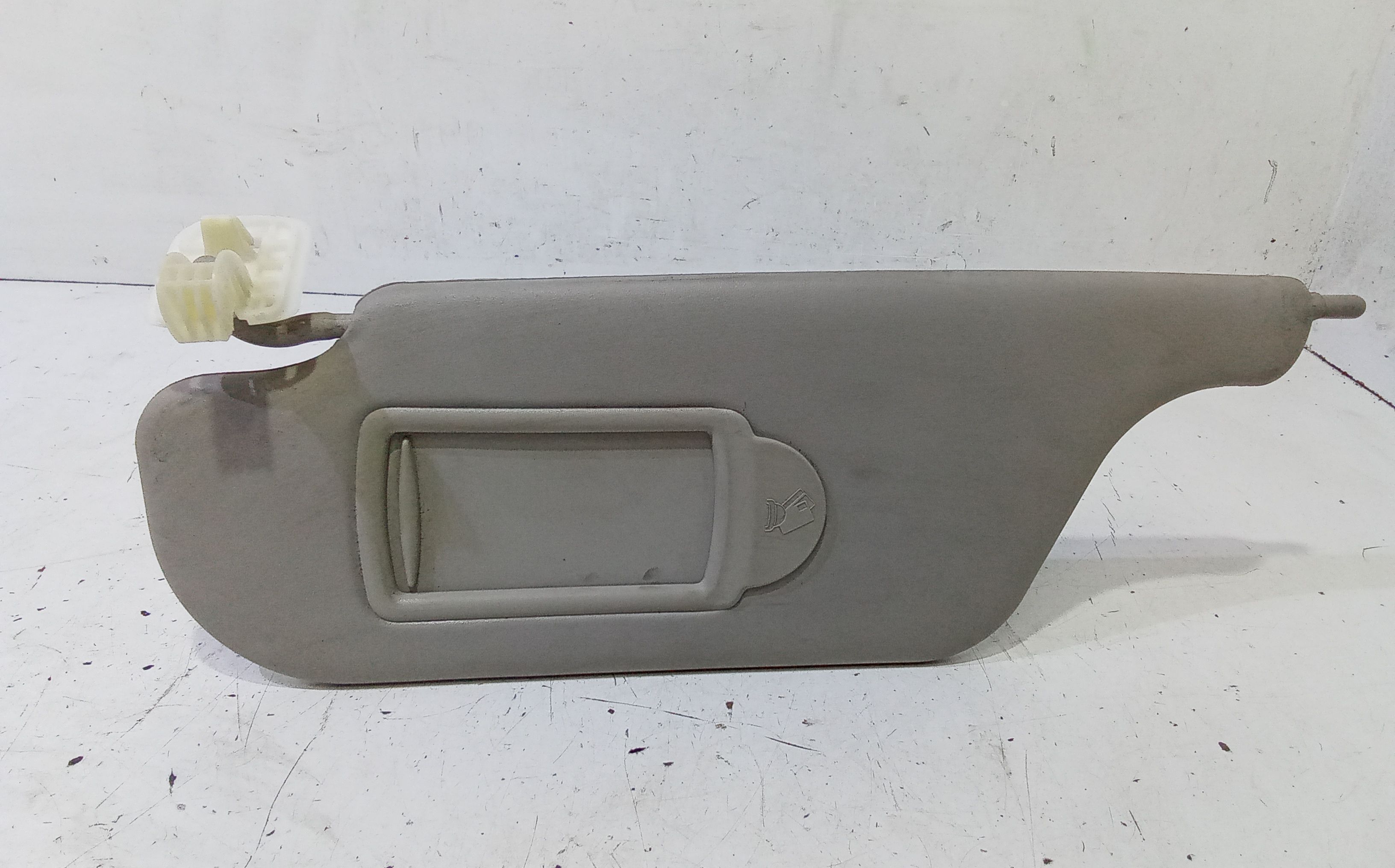 Parasole aletta anteriore Lato Guida RENAULT Clio Serie (08>15)