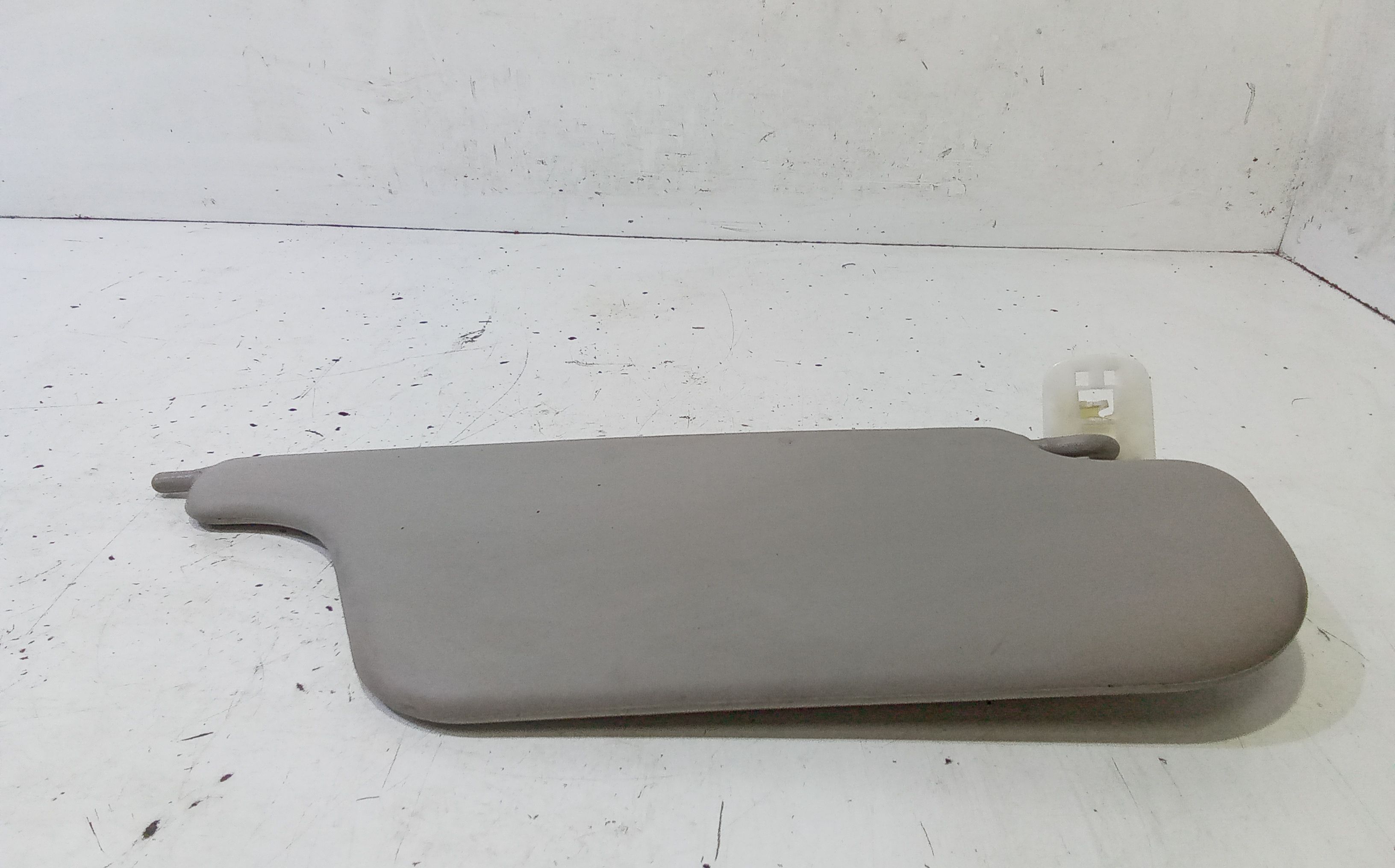 Parasole aletta anteriore Lato Guida RENAULT Clio Serie (08>15)